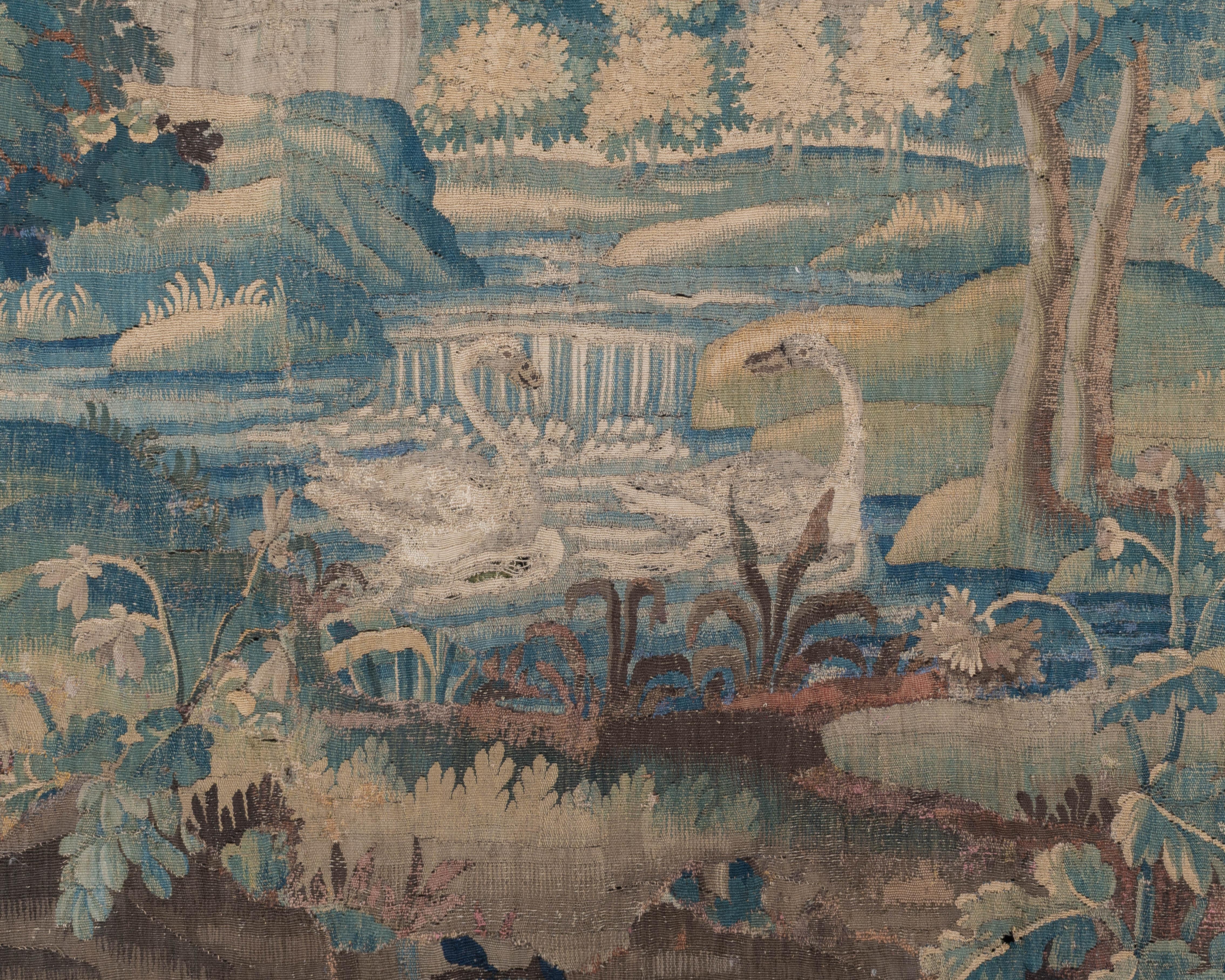 Französischer Aubusson Verdure-Wandteppich aus dem 18. Jahrhundert im Angebot 4