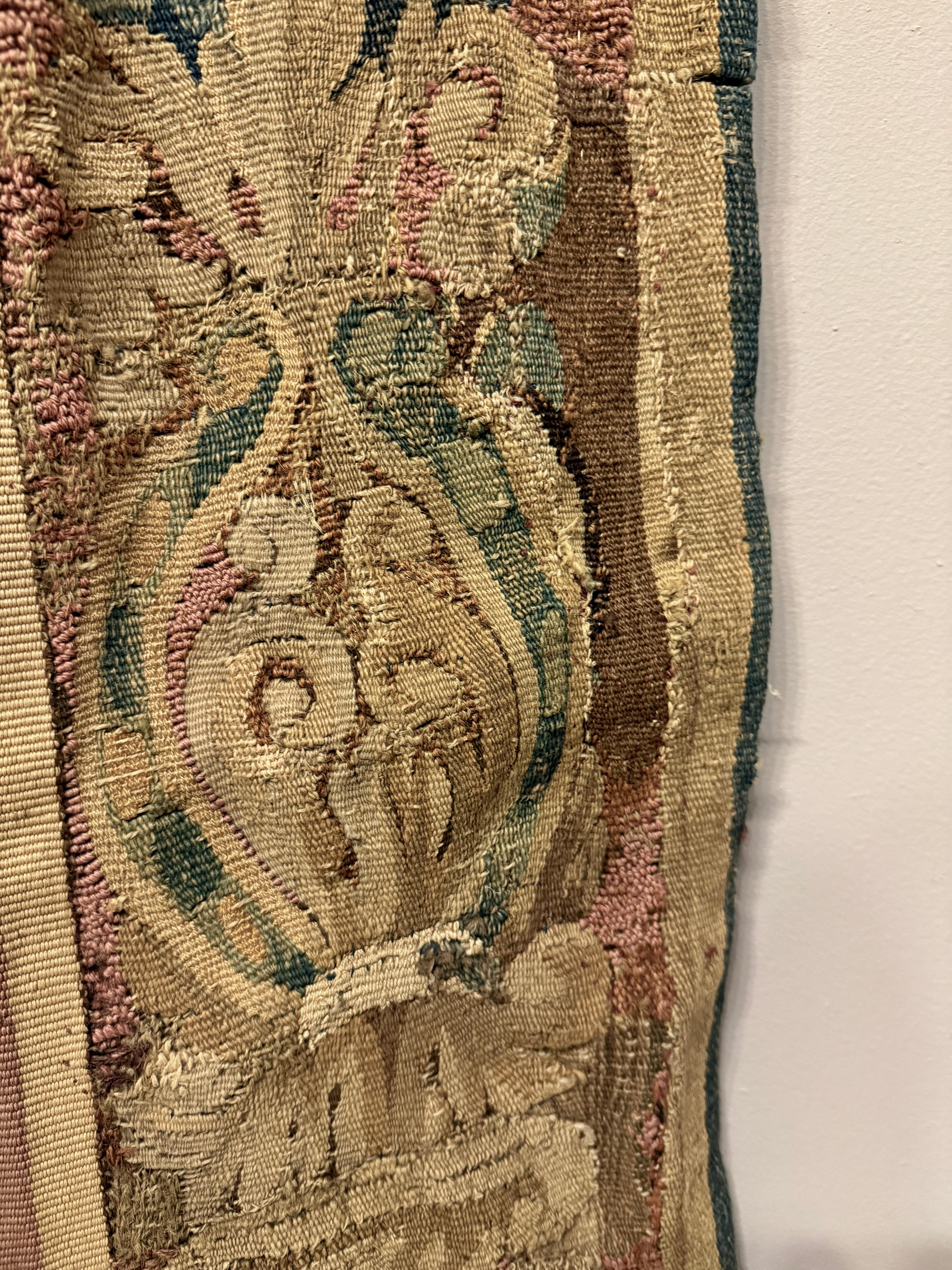 Französischer Aubusson Verdure-Wandteppich aus dem 18. Jahrhundert im Angebot 12