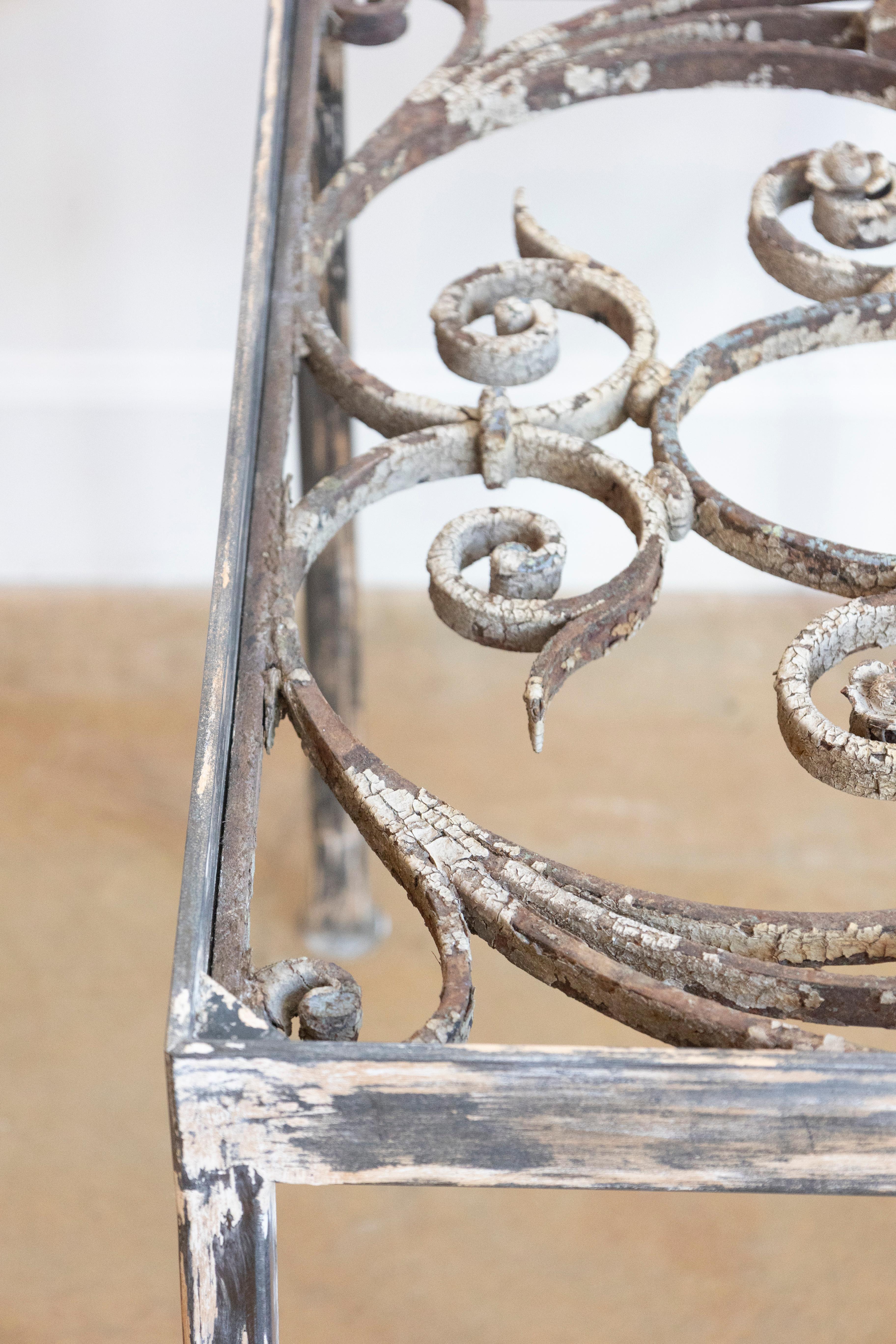 Table basse à élément de balcon française du 18e siècle en vente 1