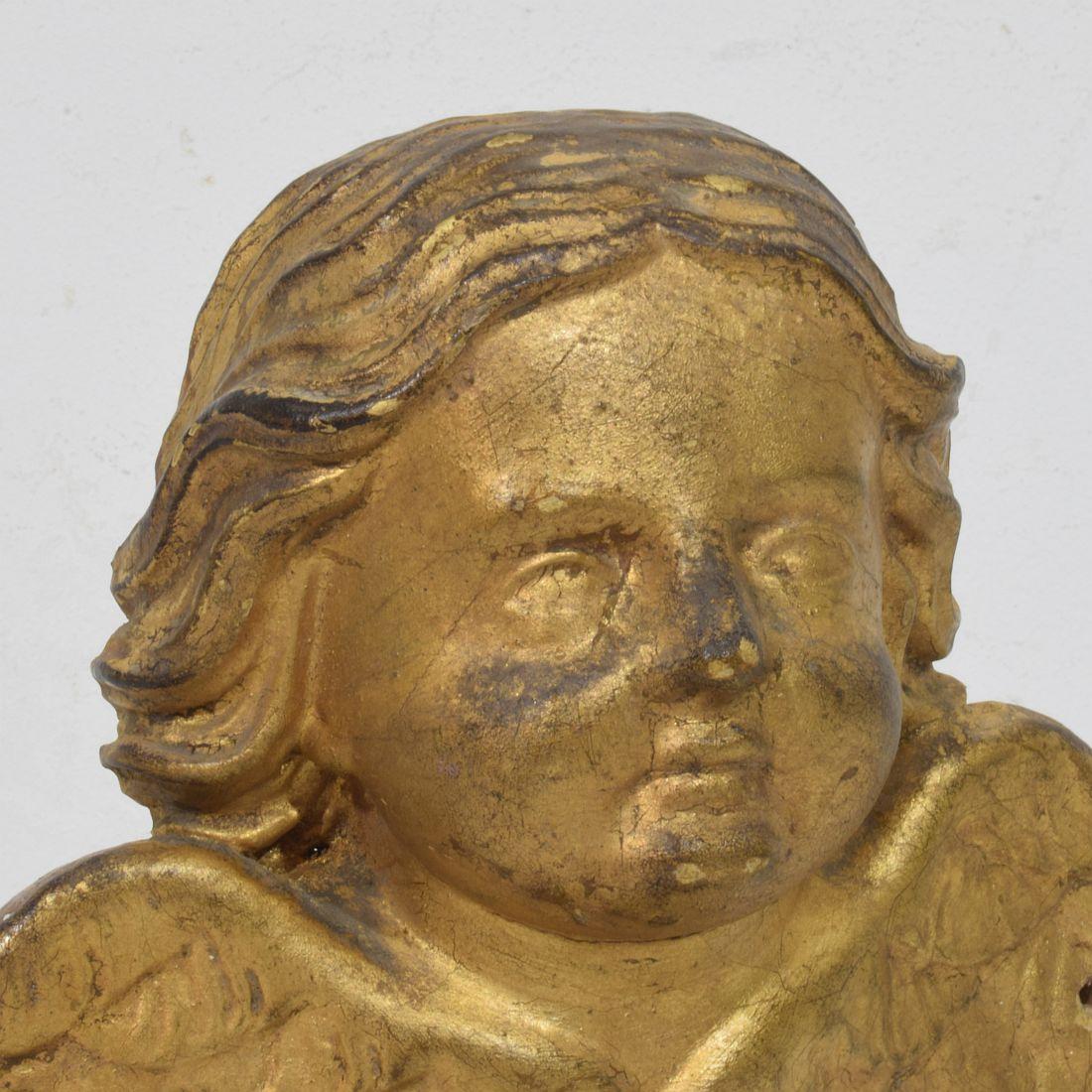 Tête d'ange en bois doré sculpté du XVIIIe siècle, de style baroque français en vente 5
