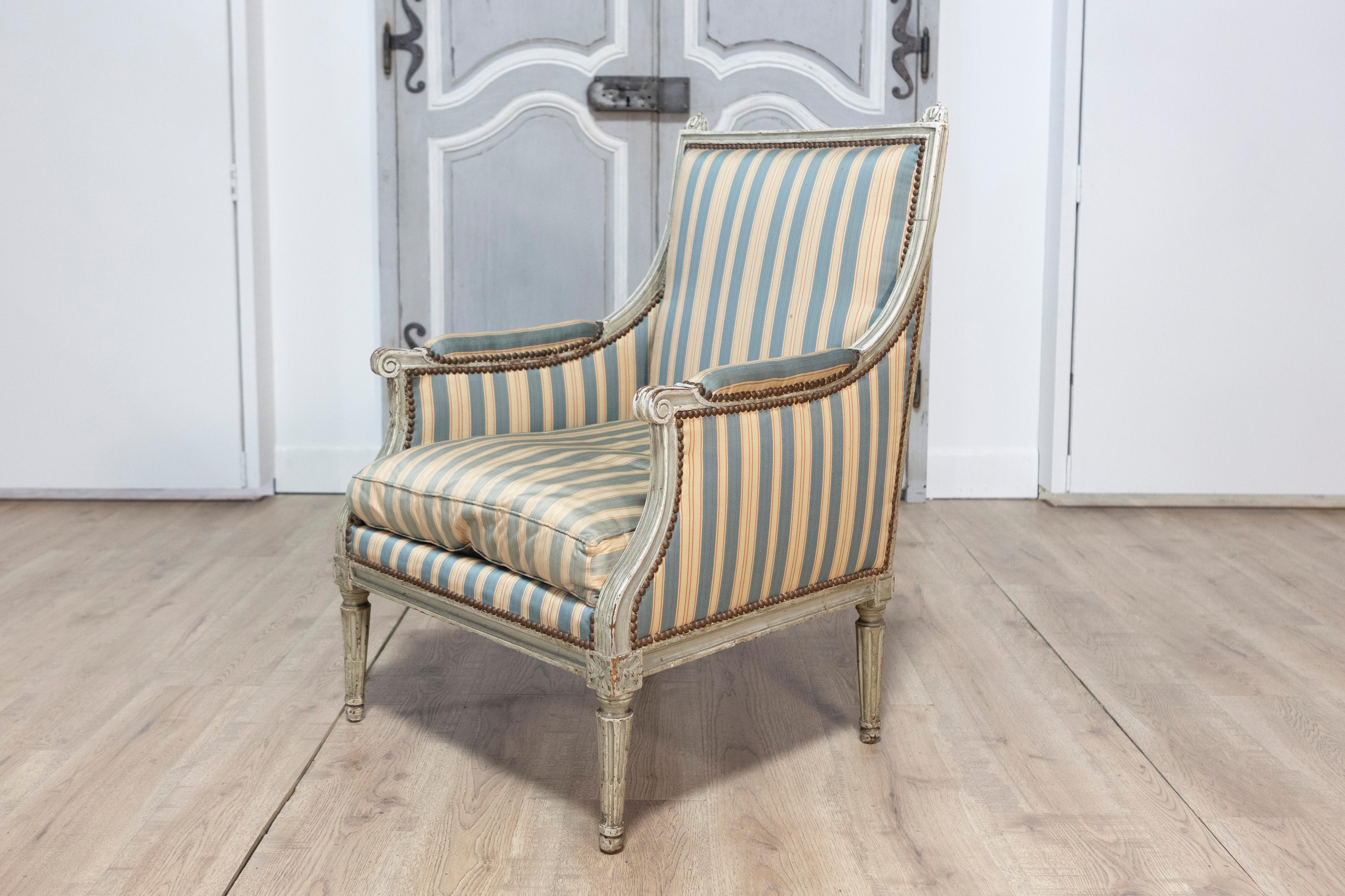 18th Century French Bergere Circa 1790 In Good Condition For Sale In Atlanta, GA