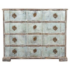 Commodes and Chests of Drawers