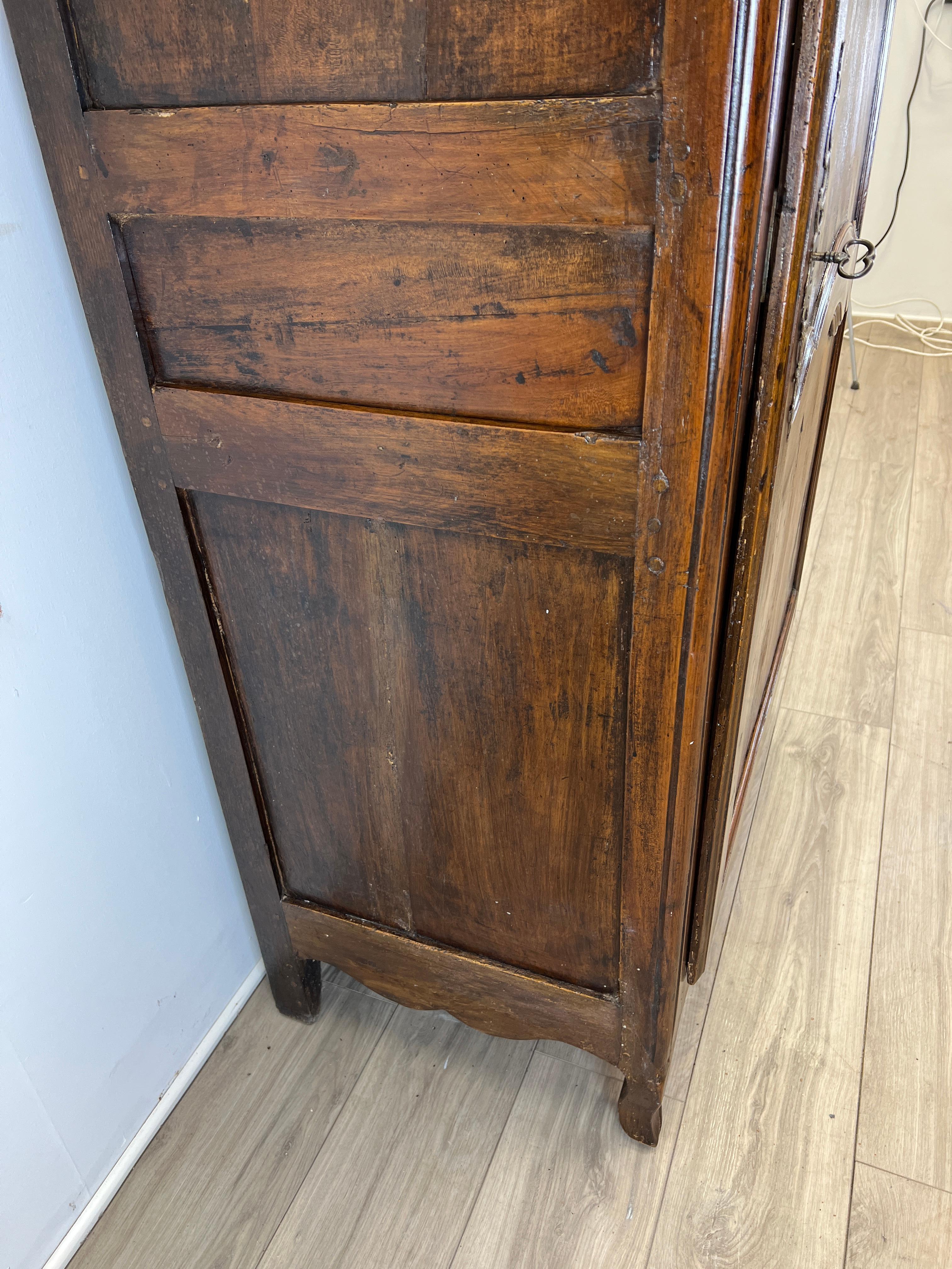 18th Century French Bonnetiere Armoire Cabinet 7