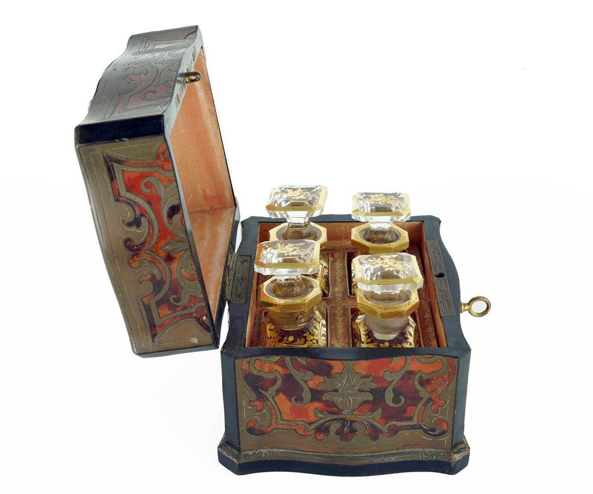 18th century perfume bottles