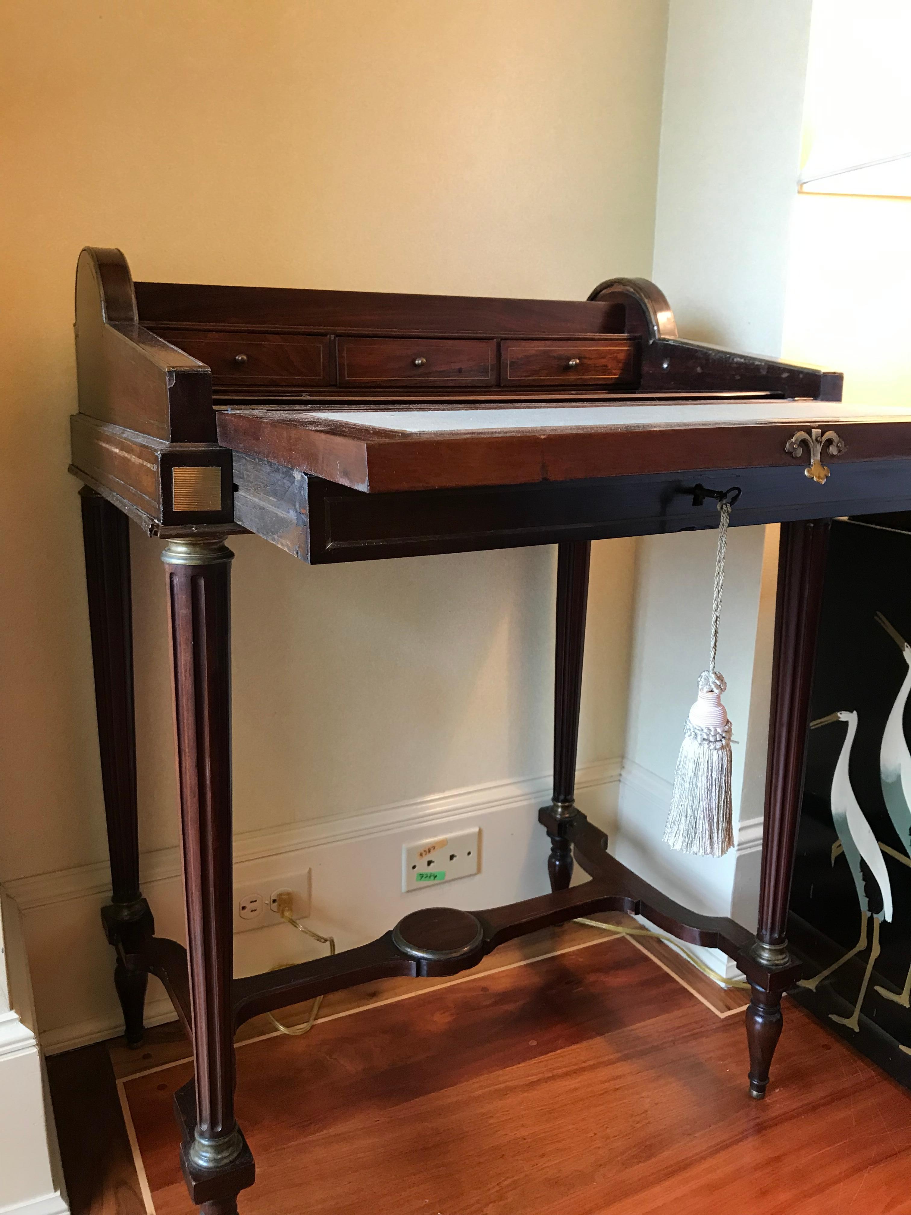 Hand-Crafted 19th Century French Brass Inlay Rosewood Writing Desk with Cylinder Roll Top For Sale