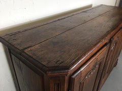 Credenza francese a 3 porte del XIX secolo