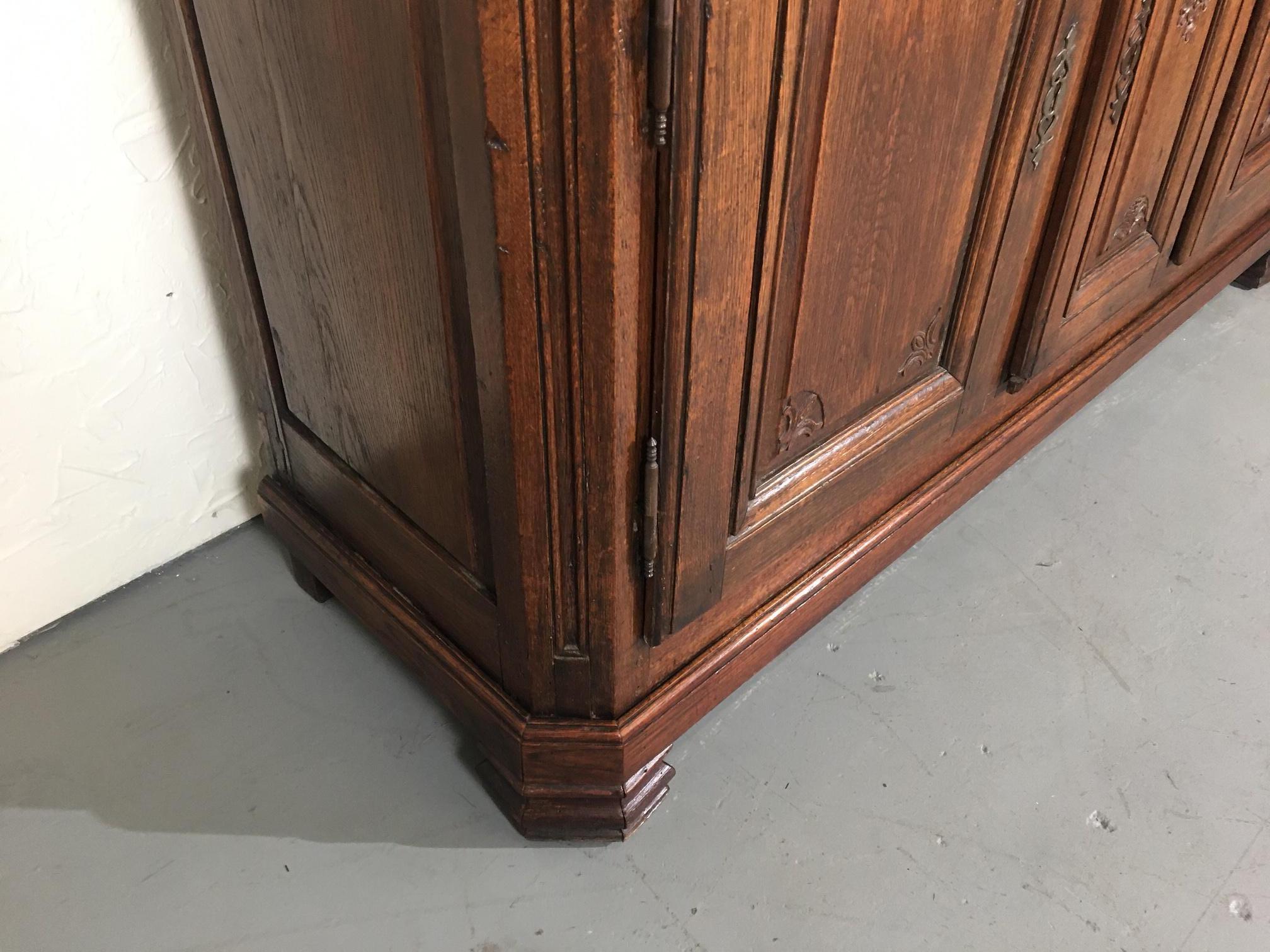 18th Century French Buffet For Sale 3