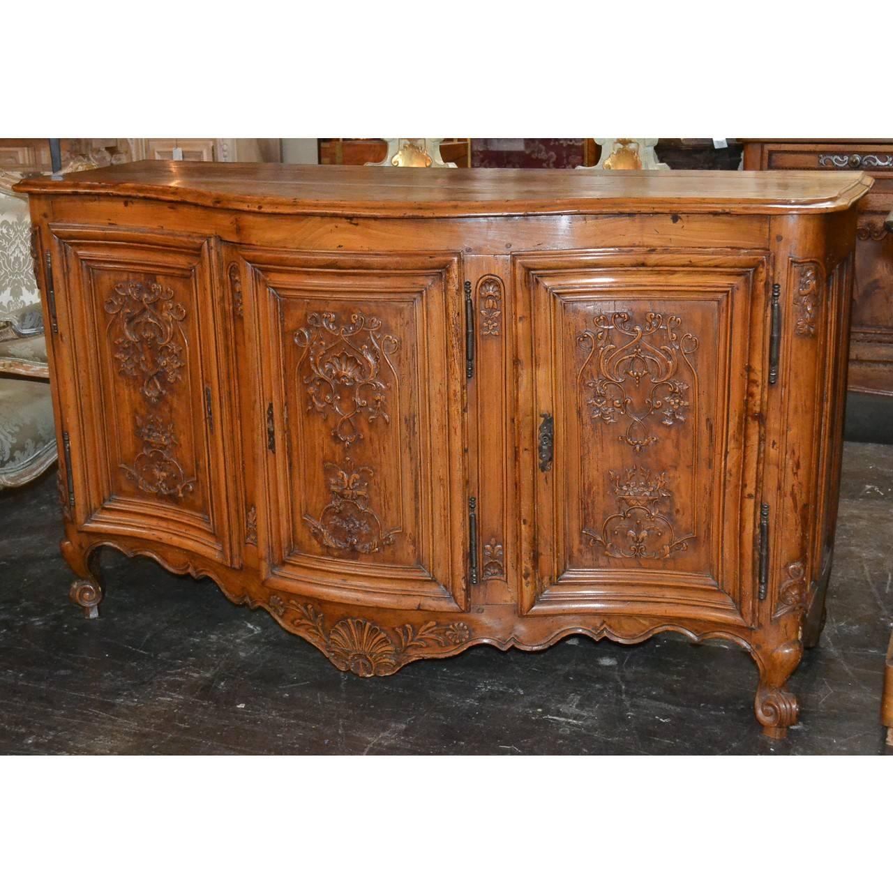 Hand-Crafted 18th Century French Buffet from Provence