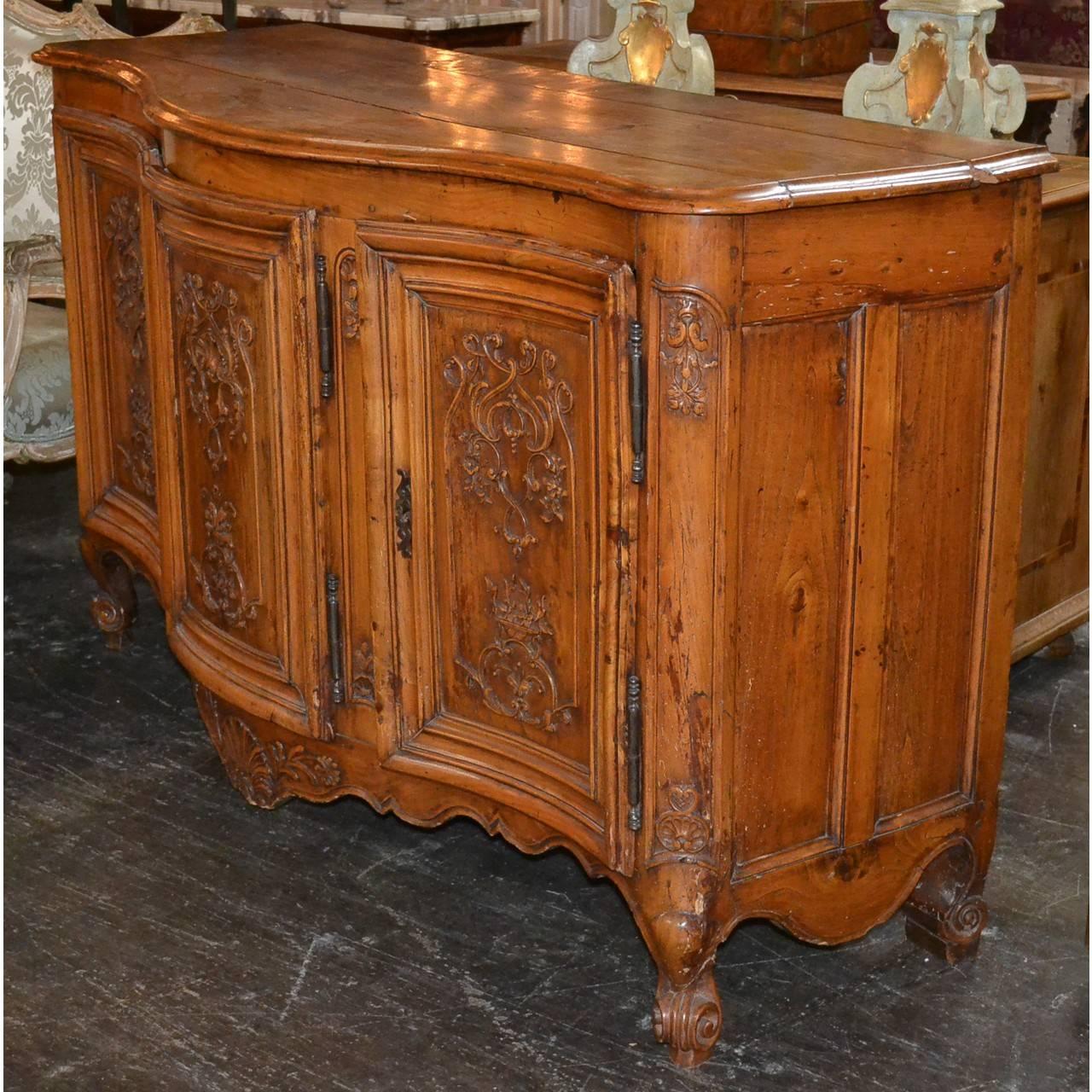 18th Century French Buffet from Provence 1