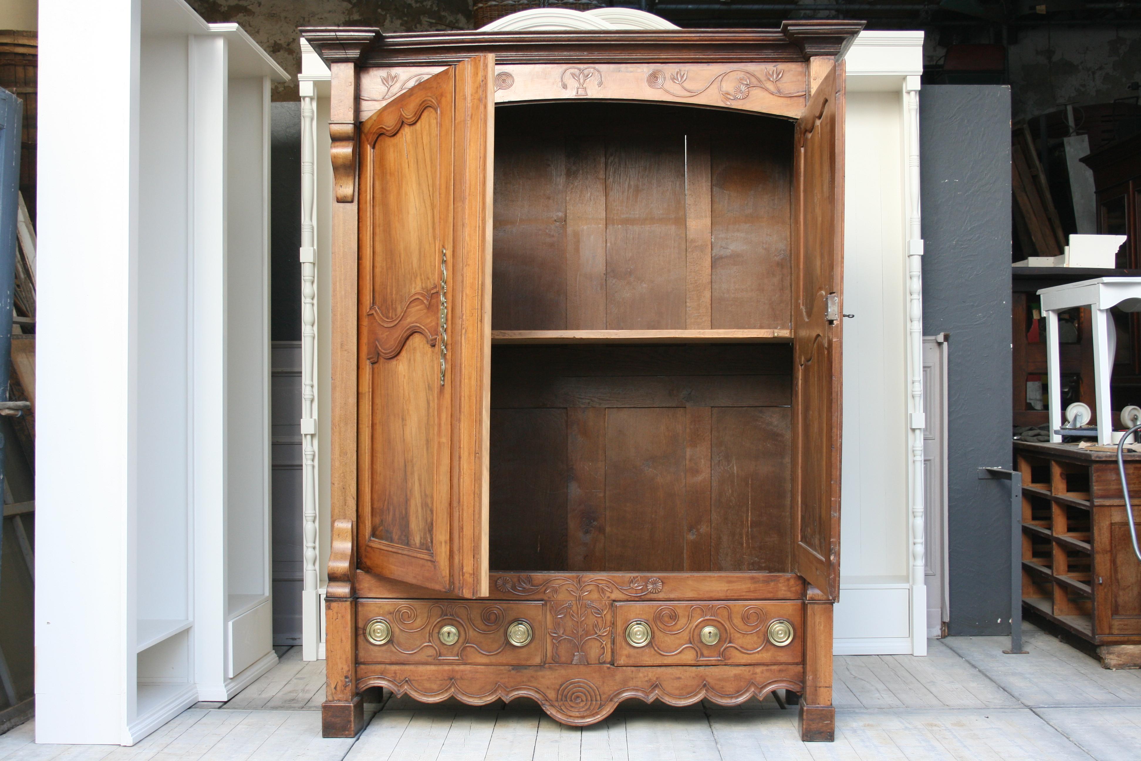 Louis XV 18th Century French Cabinet Made of Walnut and Oak