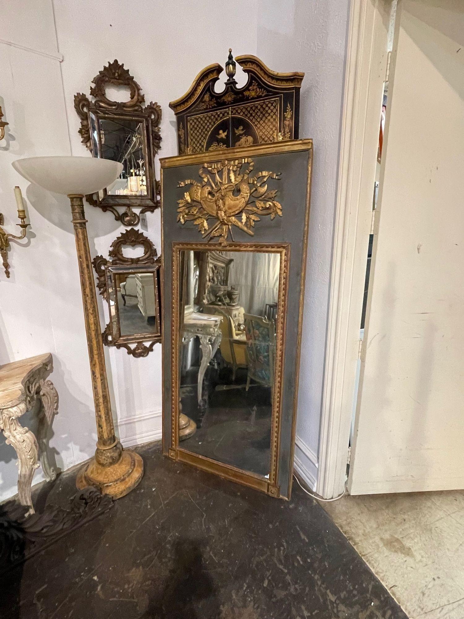 18th Century, French Carved and Parcel Gilt Trumeau Mirror In Good Condition For Sale In Dallas, TX
