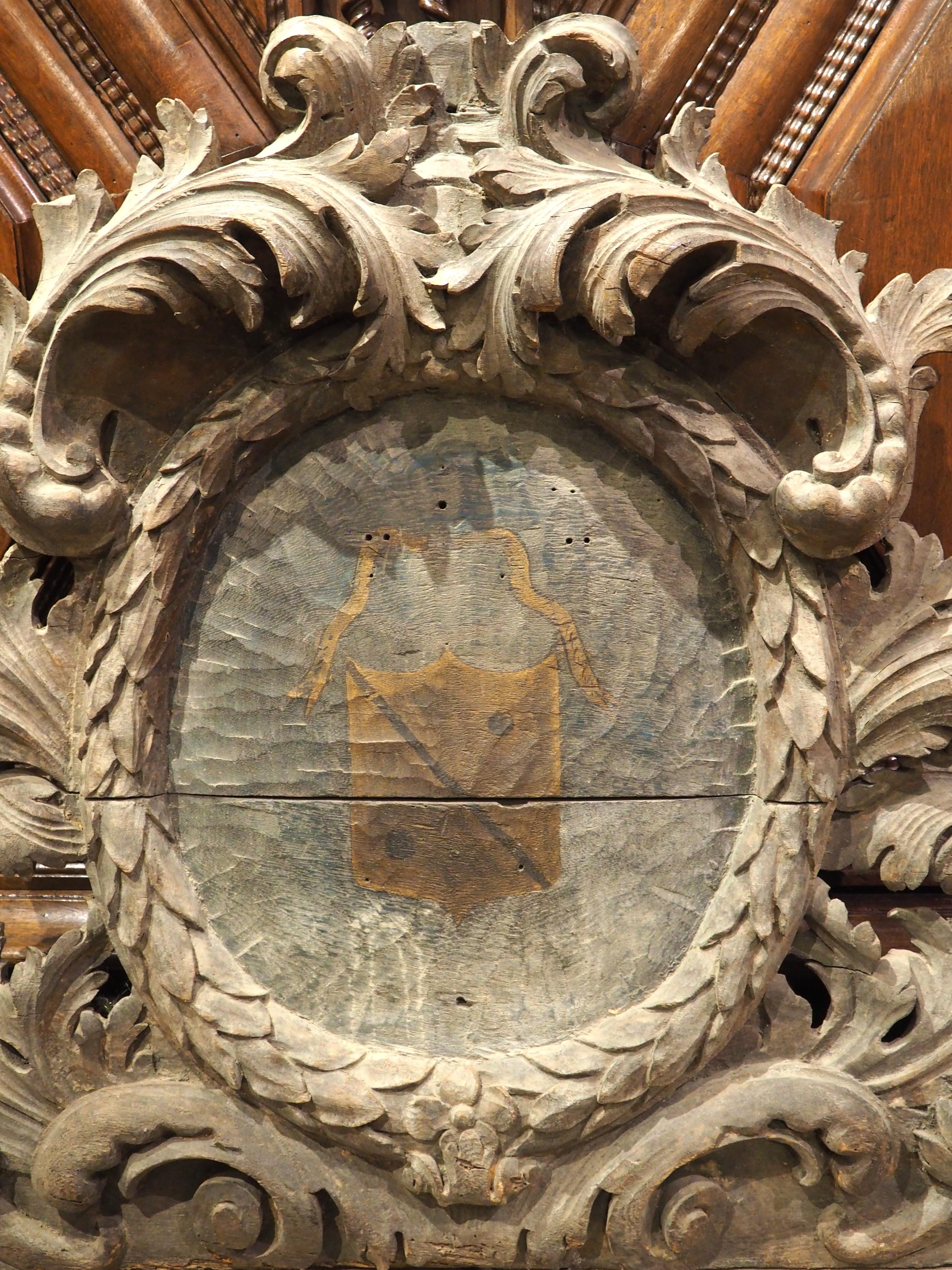 18th Century French Carved Oak Chateau Overdoor with Central Coat of Arms In Good Condition In Dallas, TX