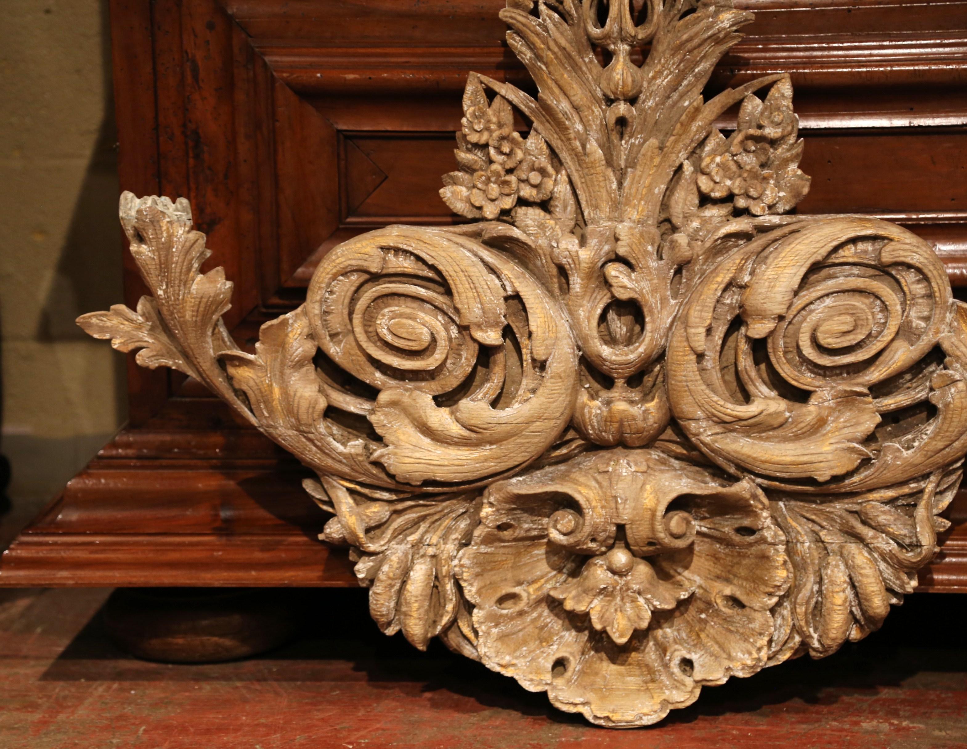 18th Century French Carved Oak Painted and Gilt Wall Sculpture with Shell Motif 2