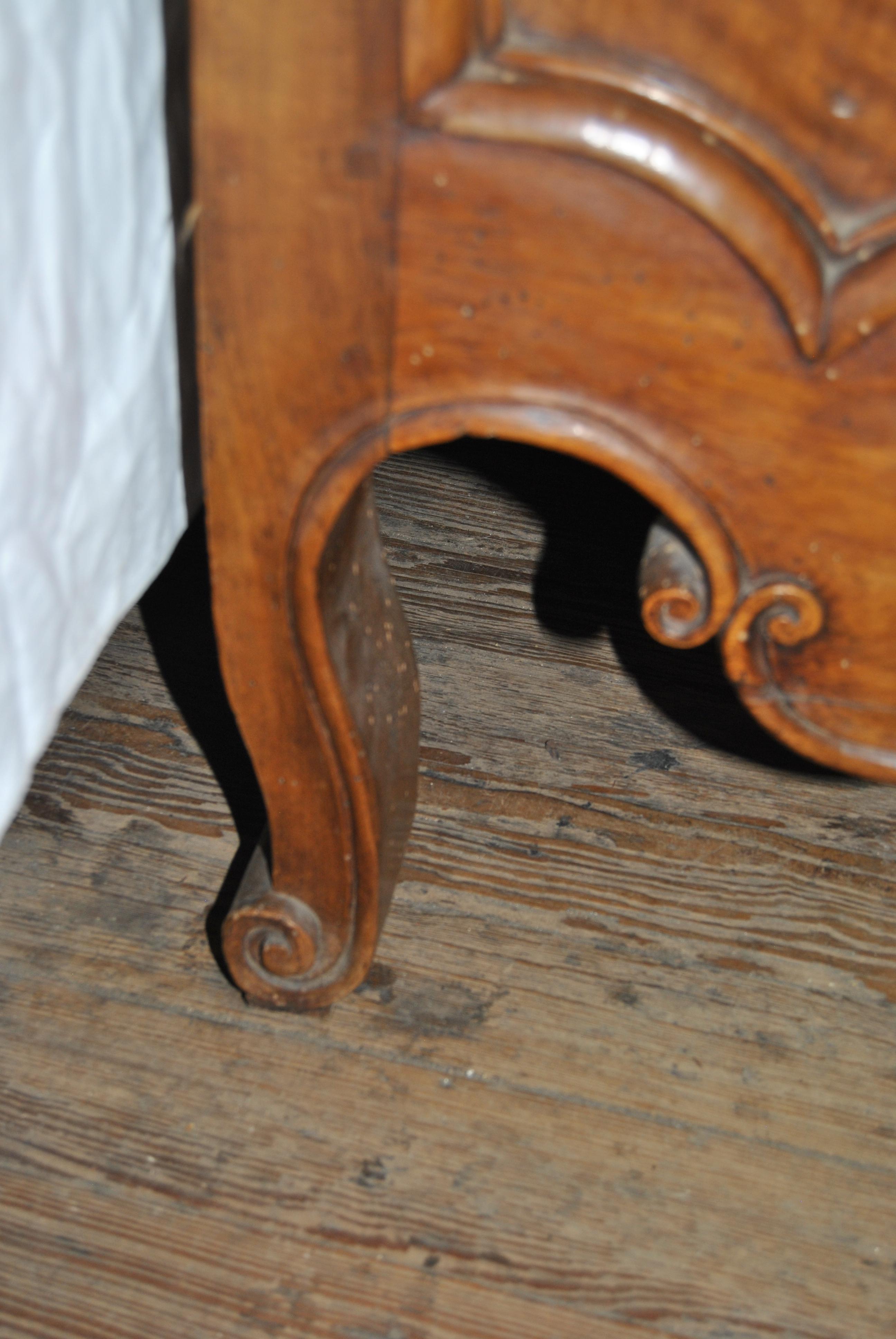18th Century French Carved Walnut Chest of Drawers For Sale 5