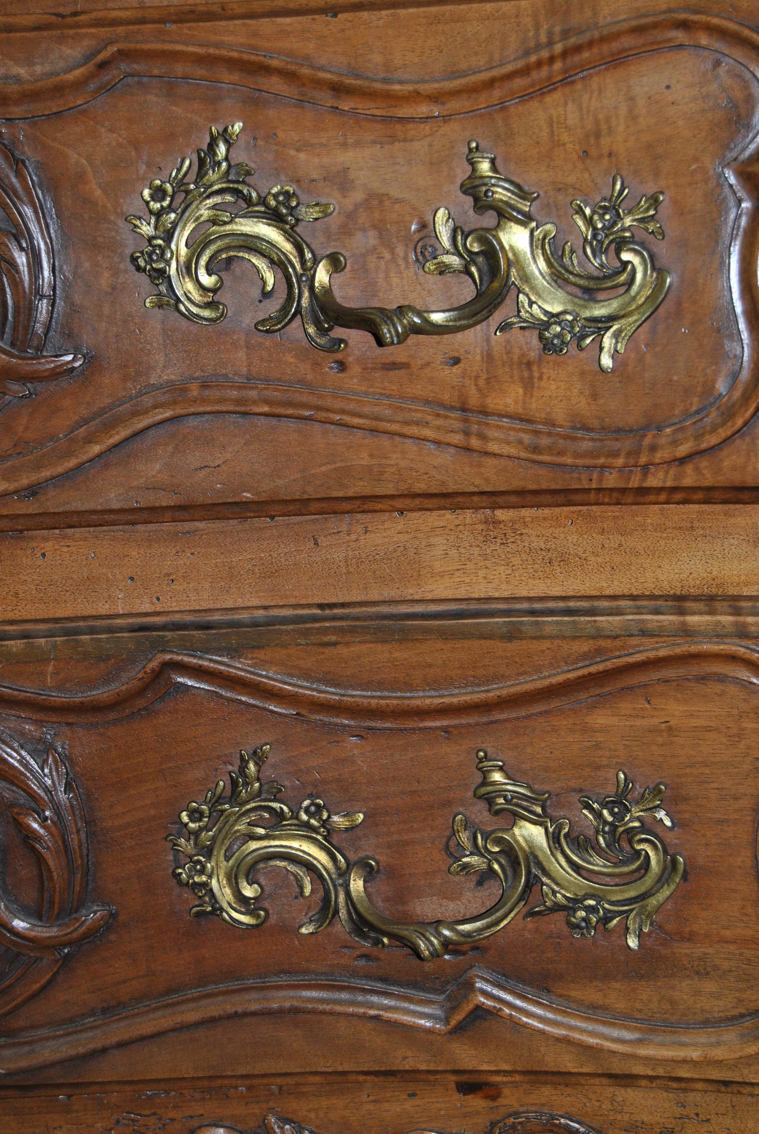 18th Century French Carved Walnut Chest of Drawers For Sale 1