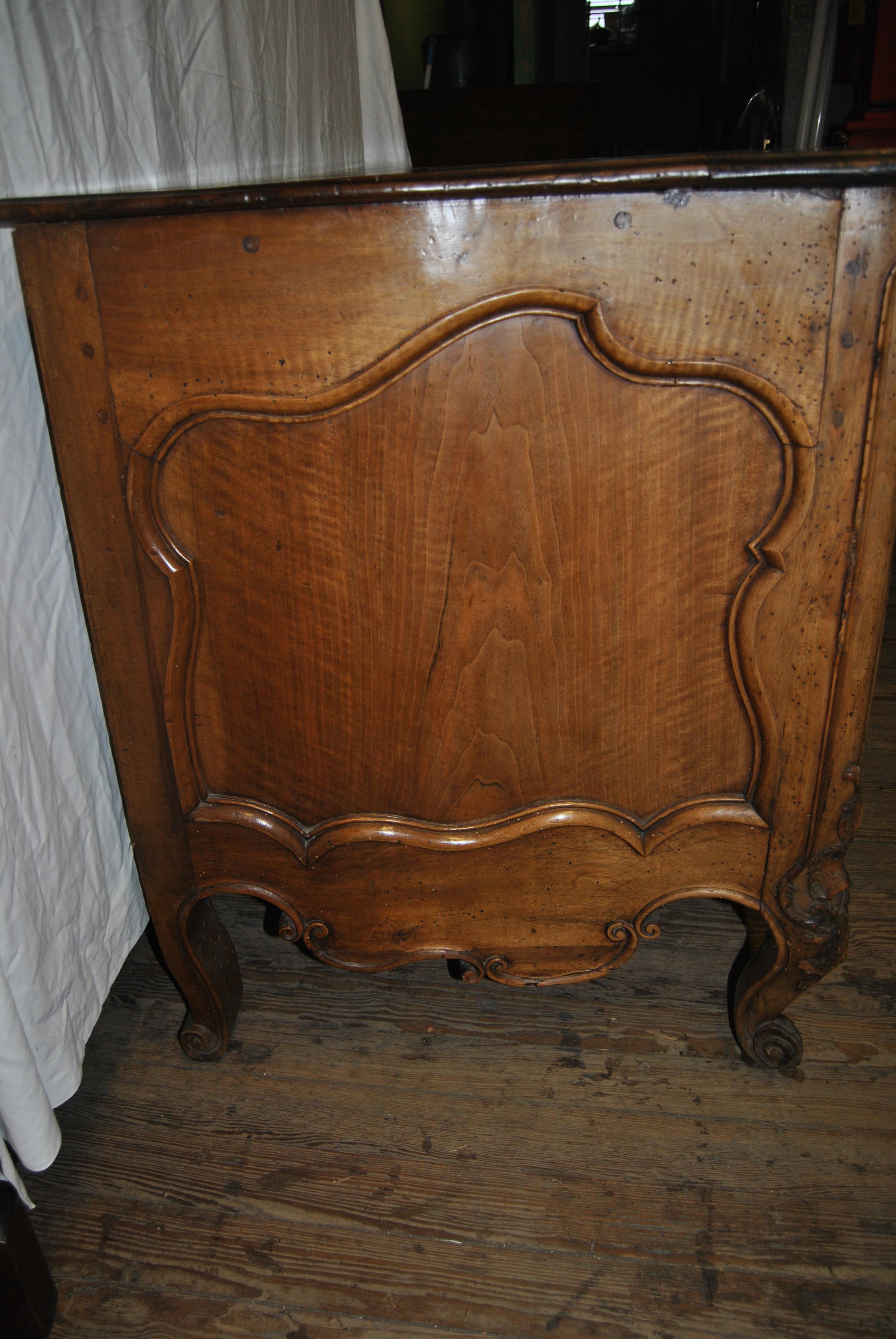 18th Century French Carved Walnut Chest of Drawers For Sale 2