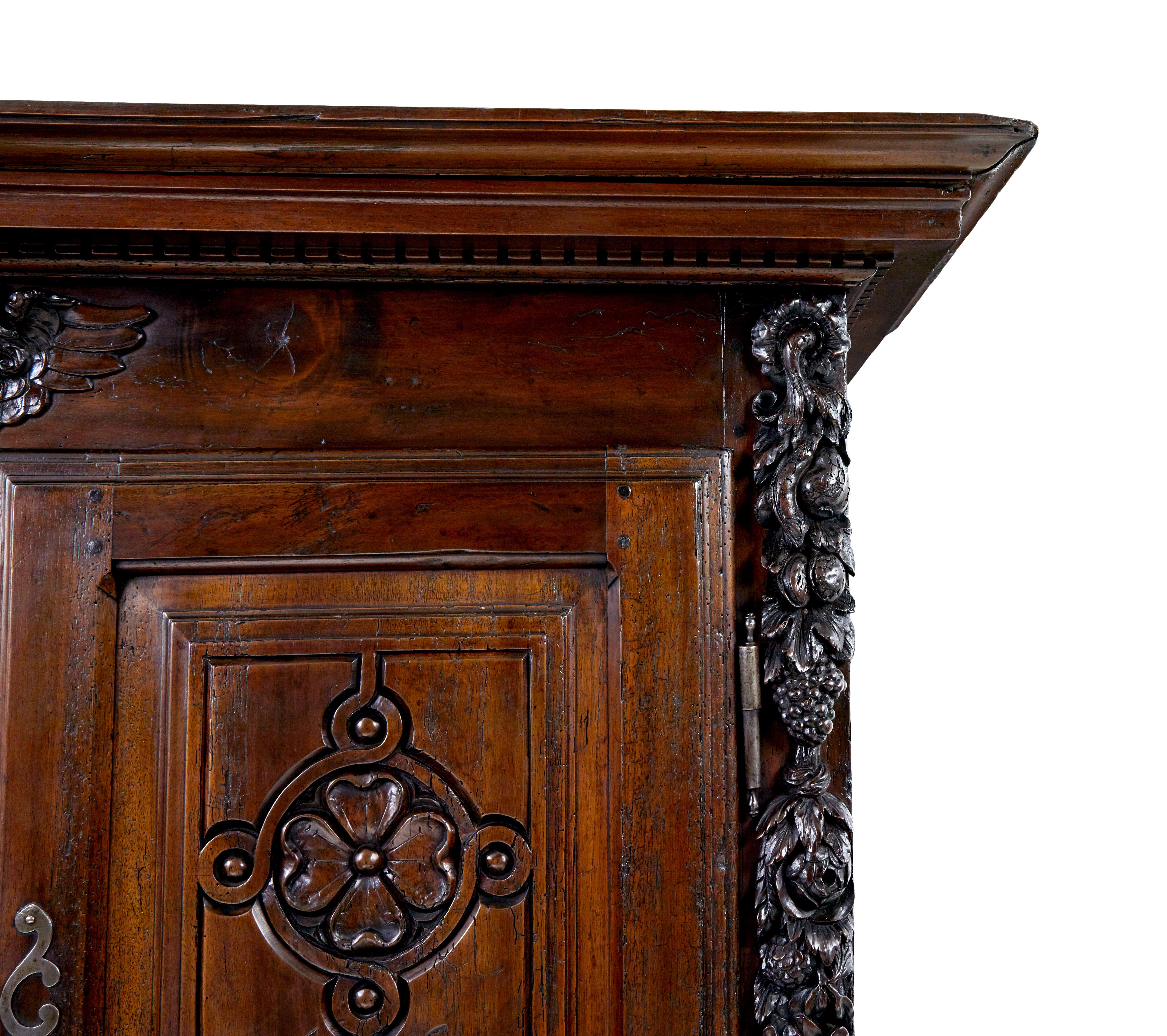 18th Century French carved walnut cupboard For Sale 5