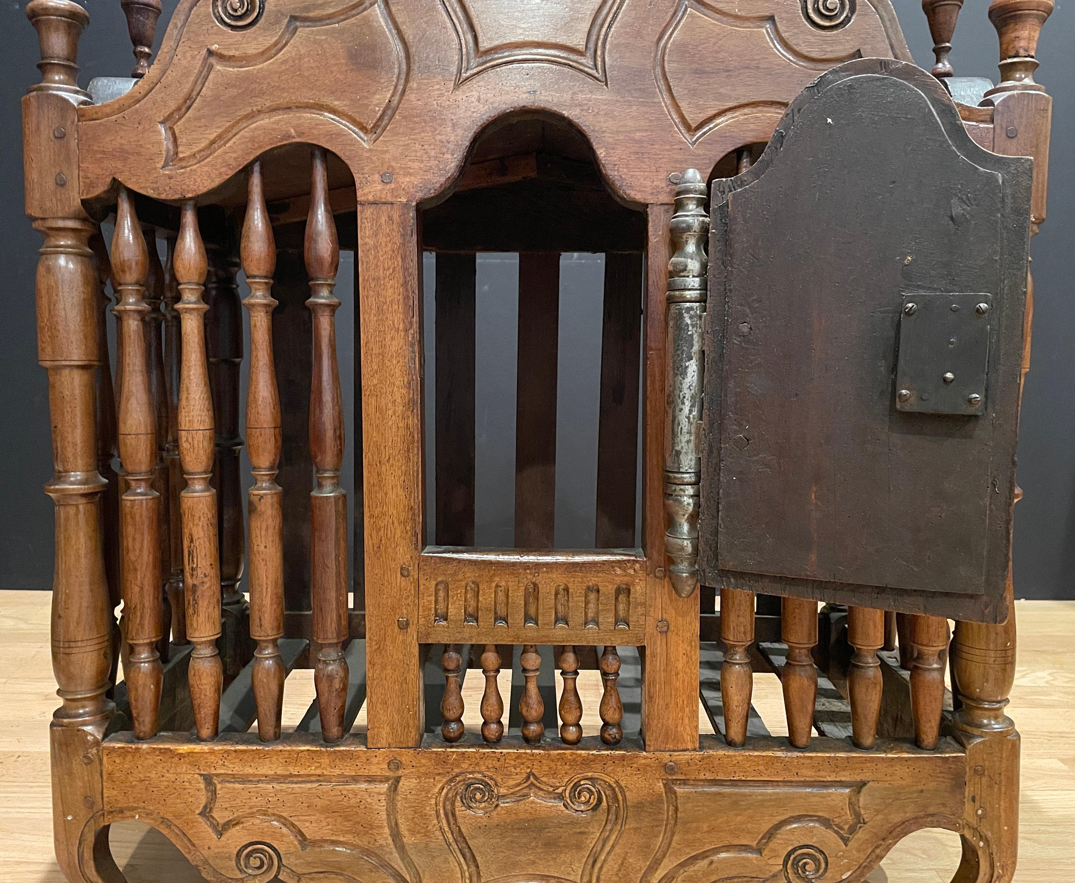 Hand-Carved 18th Century French Carved Walnut Panetiere For Sale