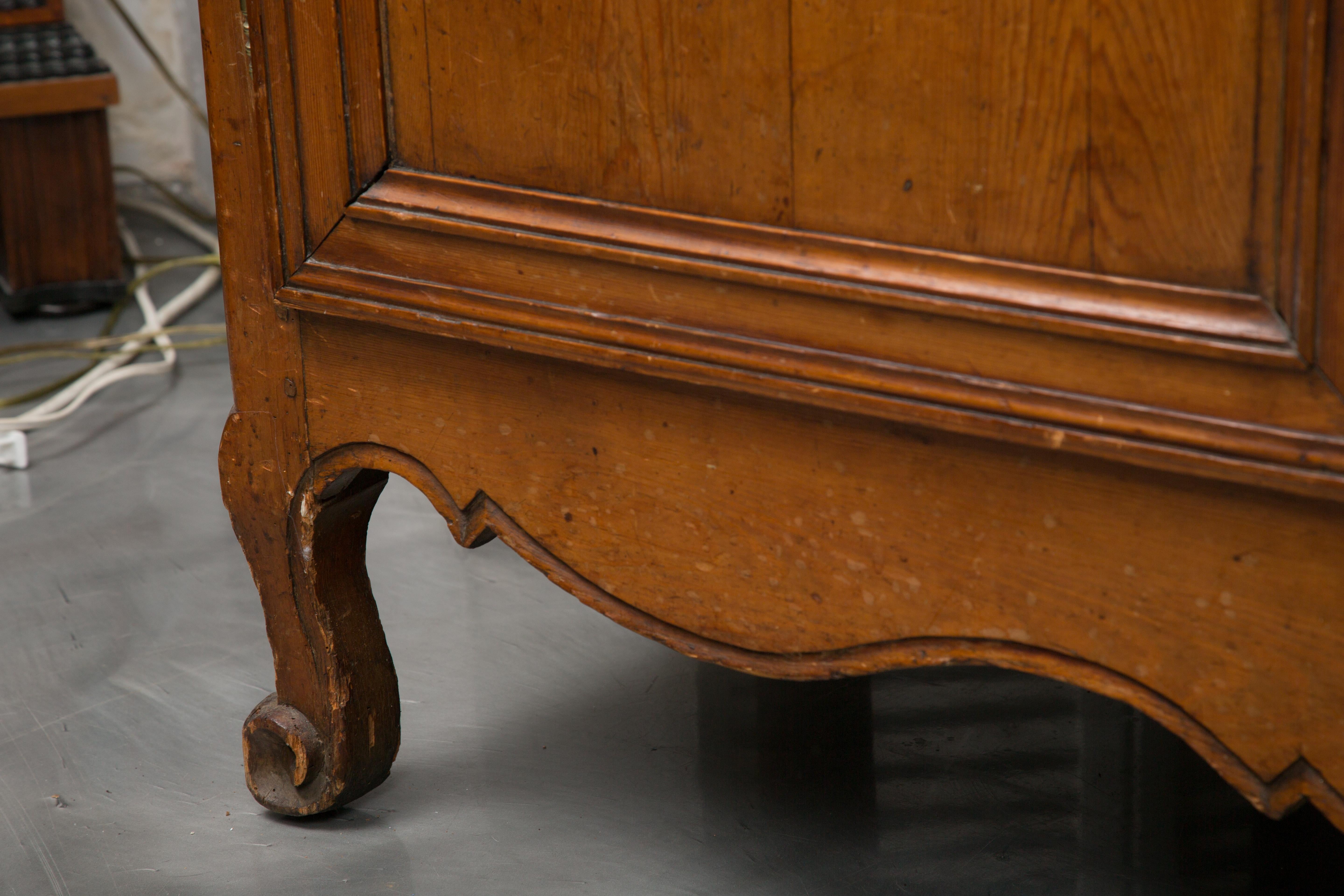 18th Century French Cherry Buffet a Deux Corps For Sale 7