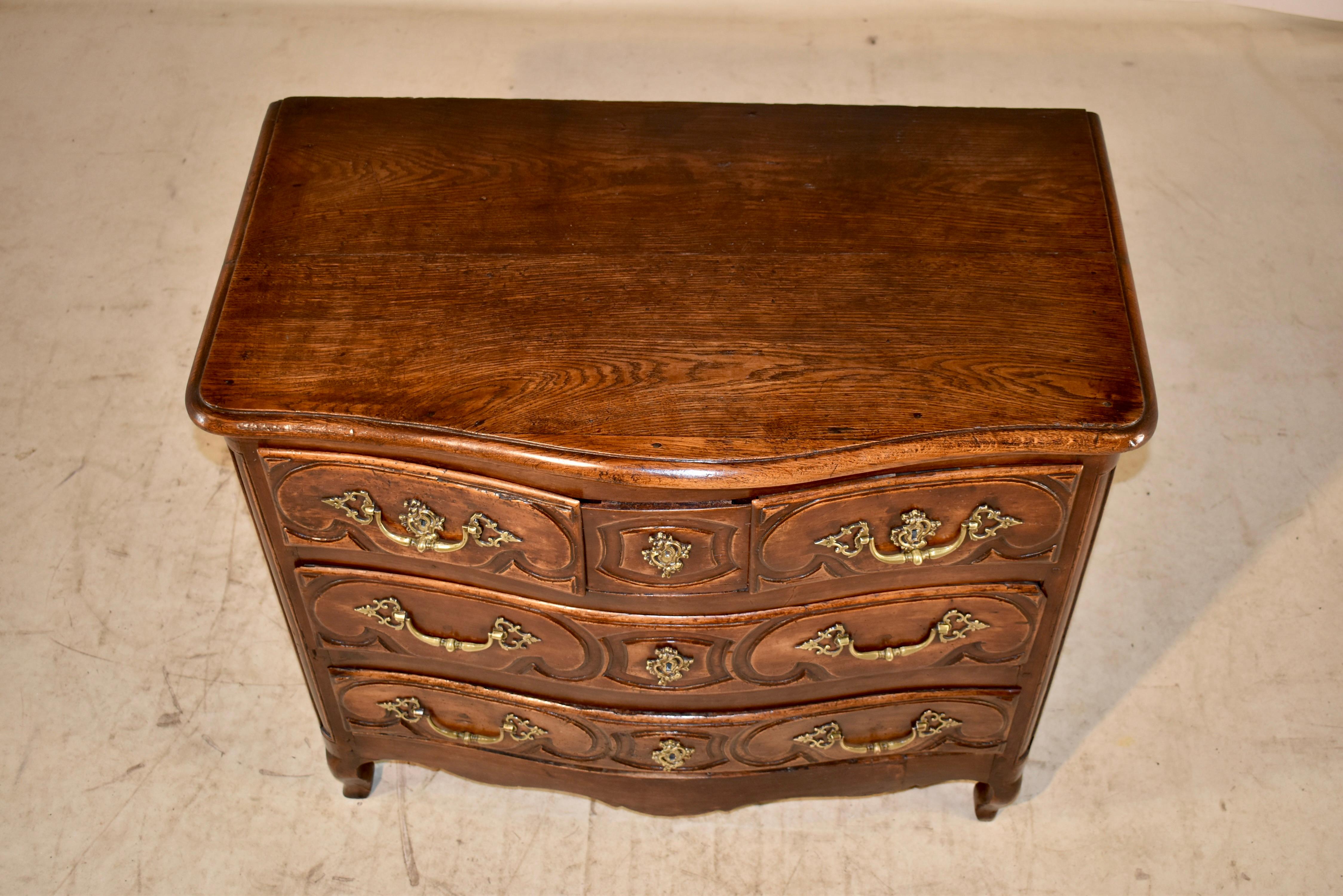 18th Century French Chest of Drawers For Sale 3