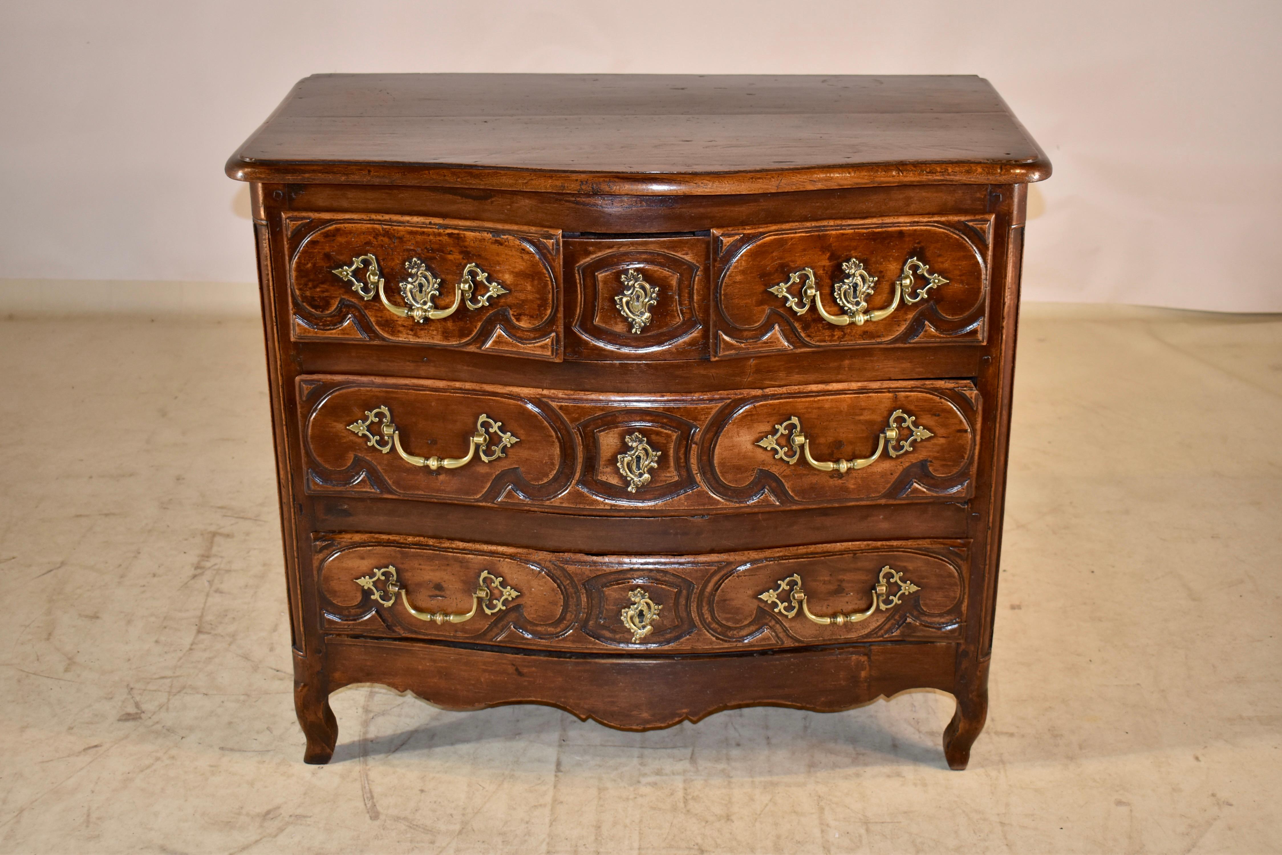 18th Century French Chest of Drawers For Sale 4