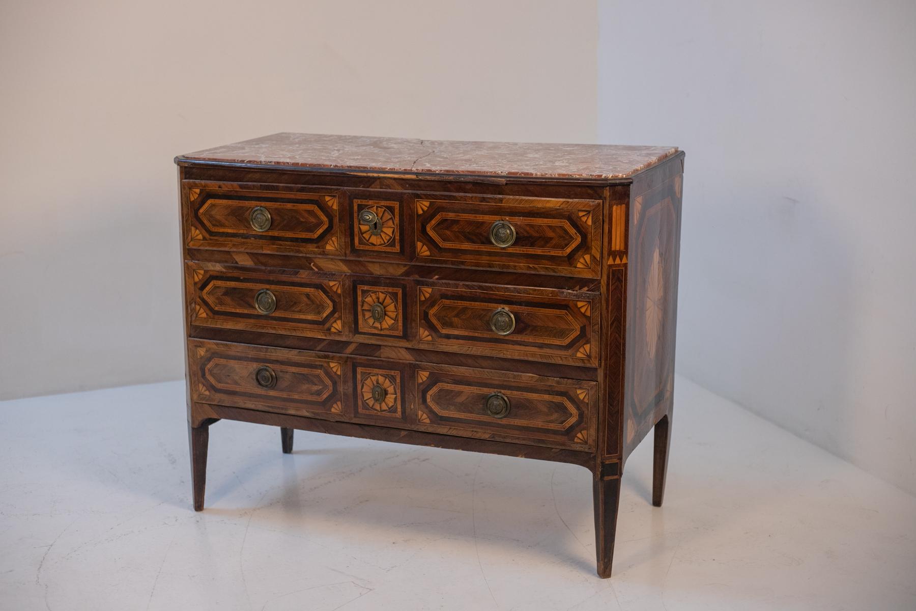 18th Century French Chest of Drawers in Wood and Red Marble For Sale 8