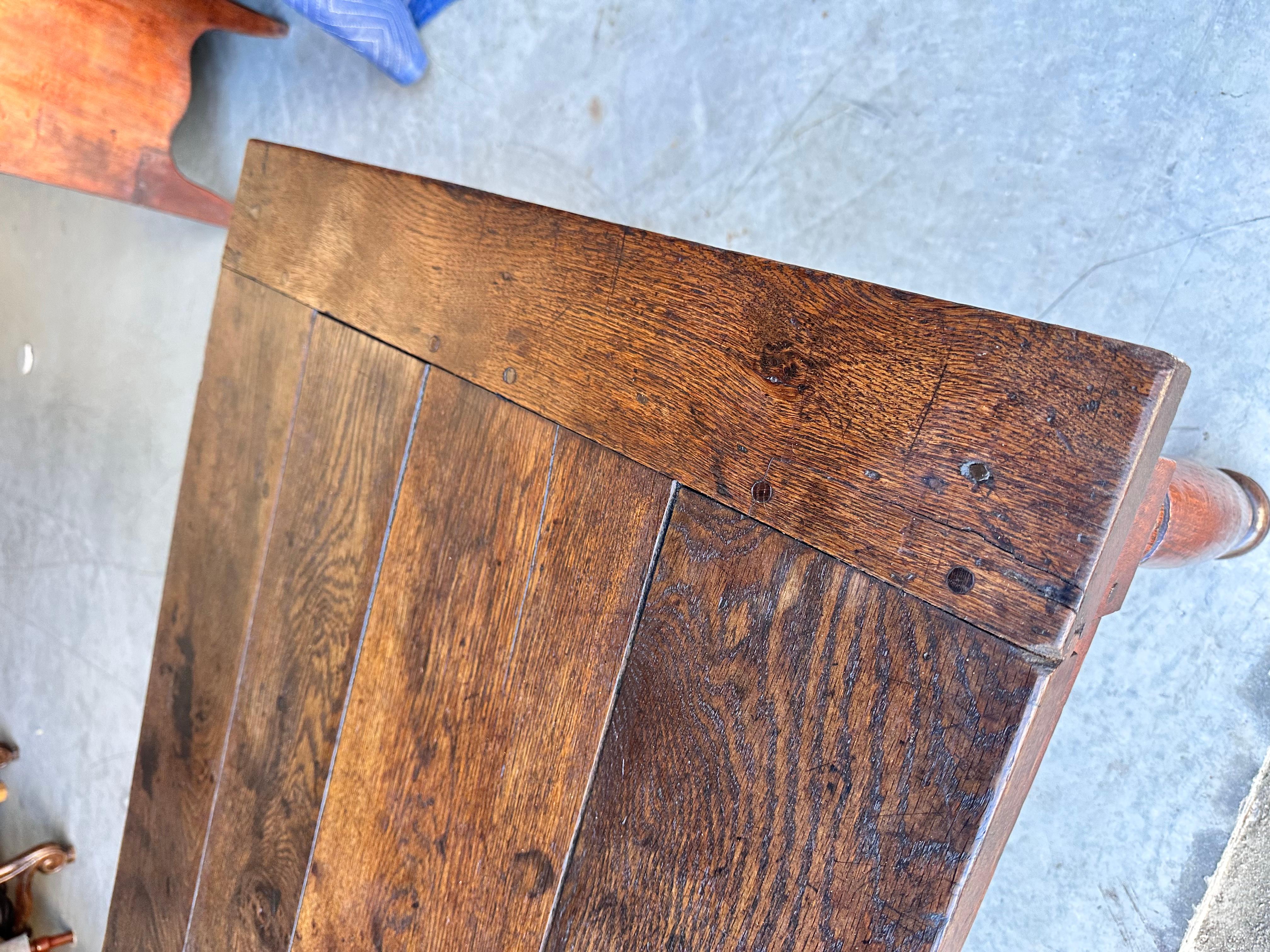 18th Century French Coffee Table In Excellent Condition In Nashville, TN