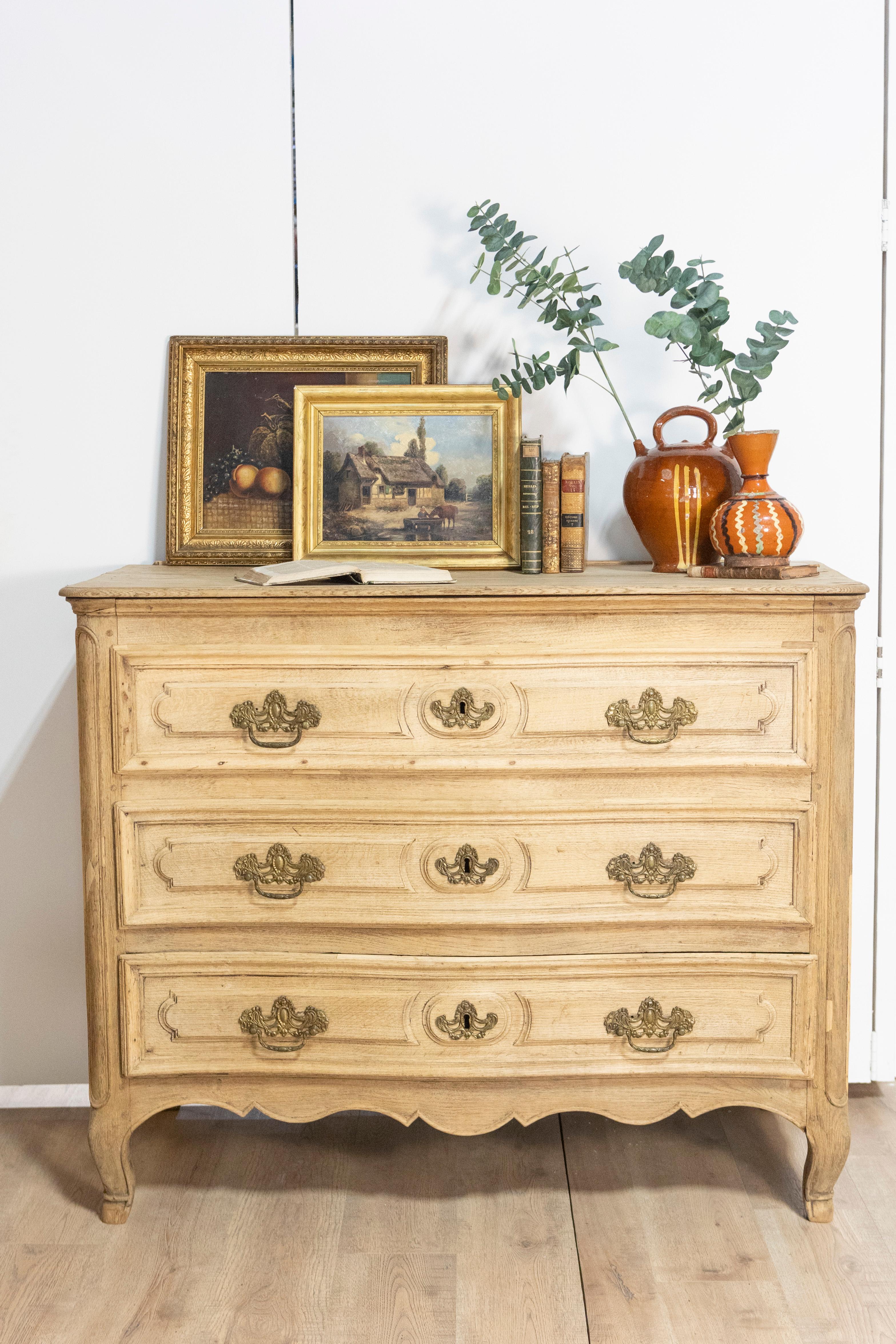 Commode francese del XVIII secolo in vendita 4