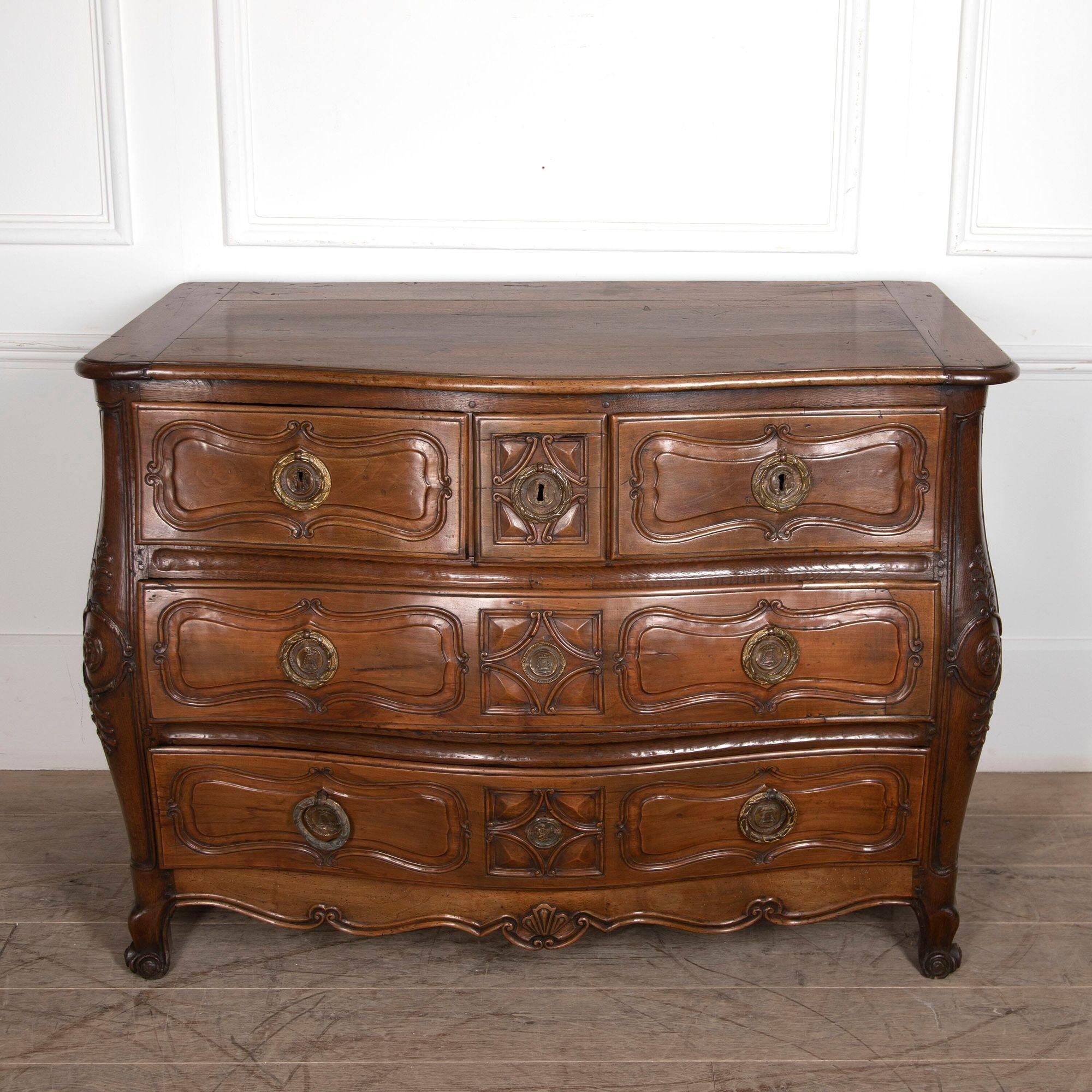 18th Century French Commode For Sale 7