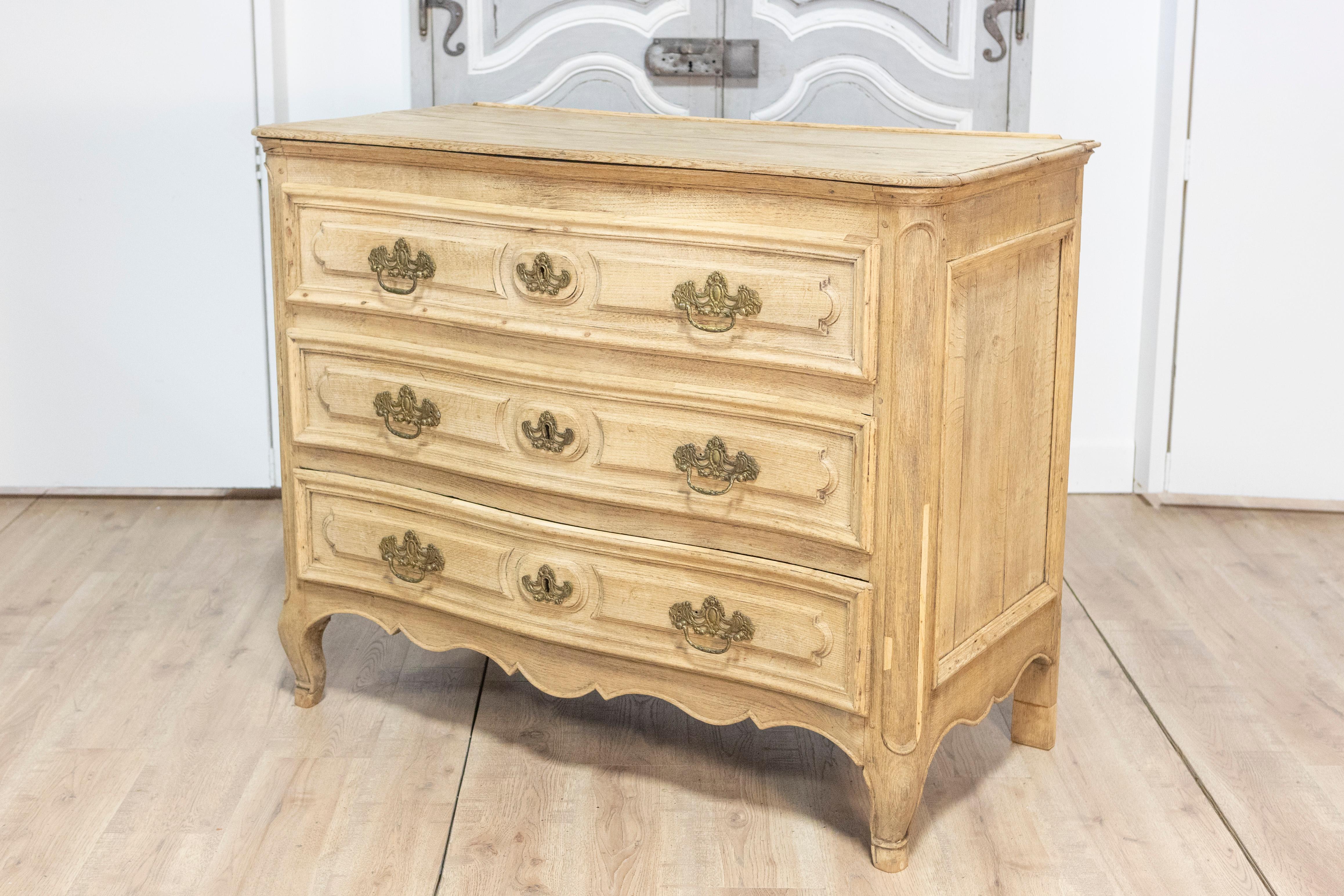 Francese Commode francese del XVIII secolo in vendita