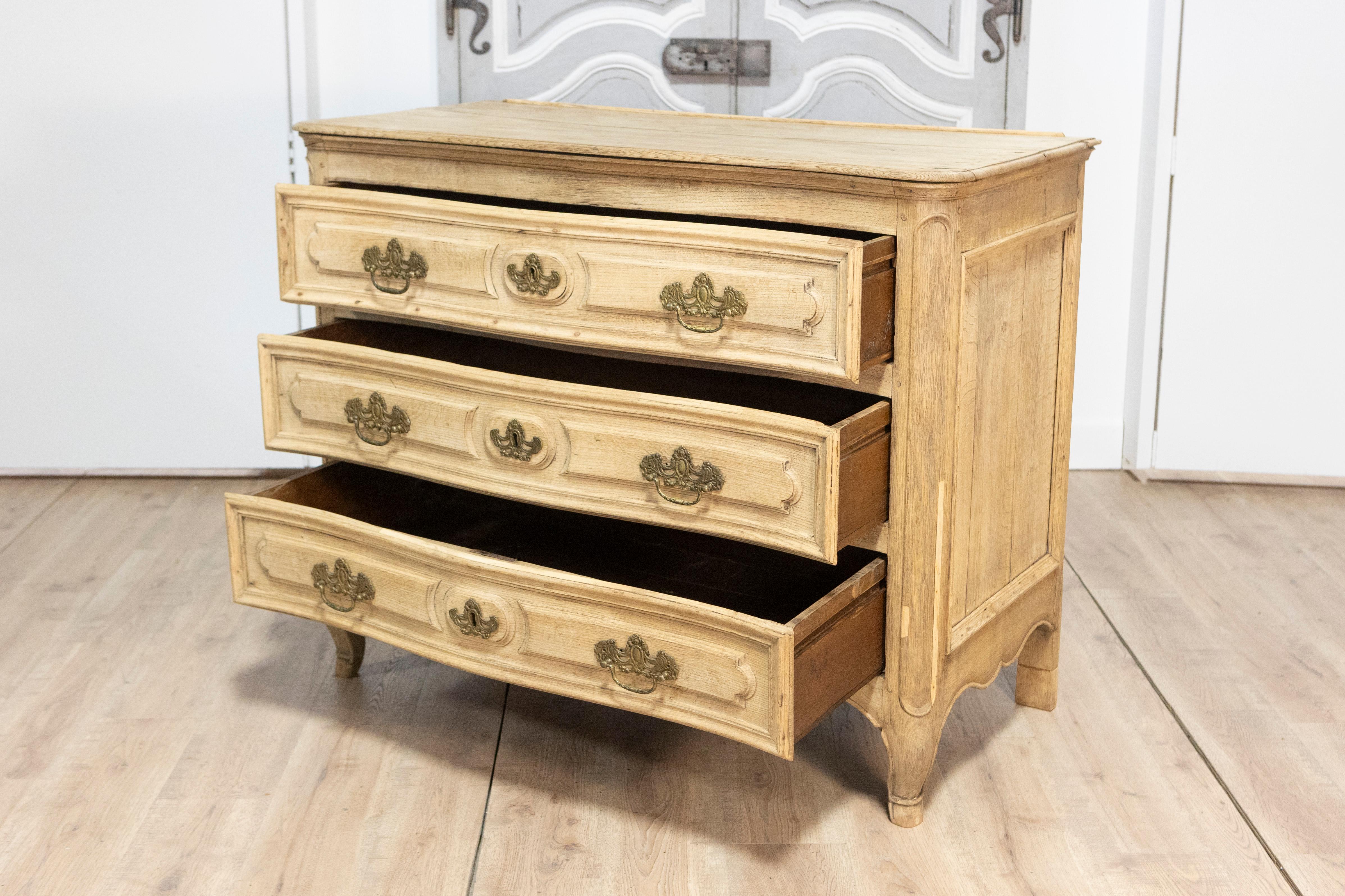 Commode francese del XVIII secolo In condizioni buone in vendita a Atlanta, GA