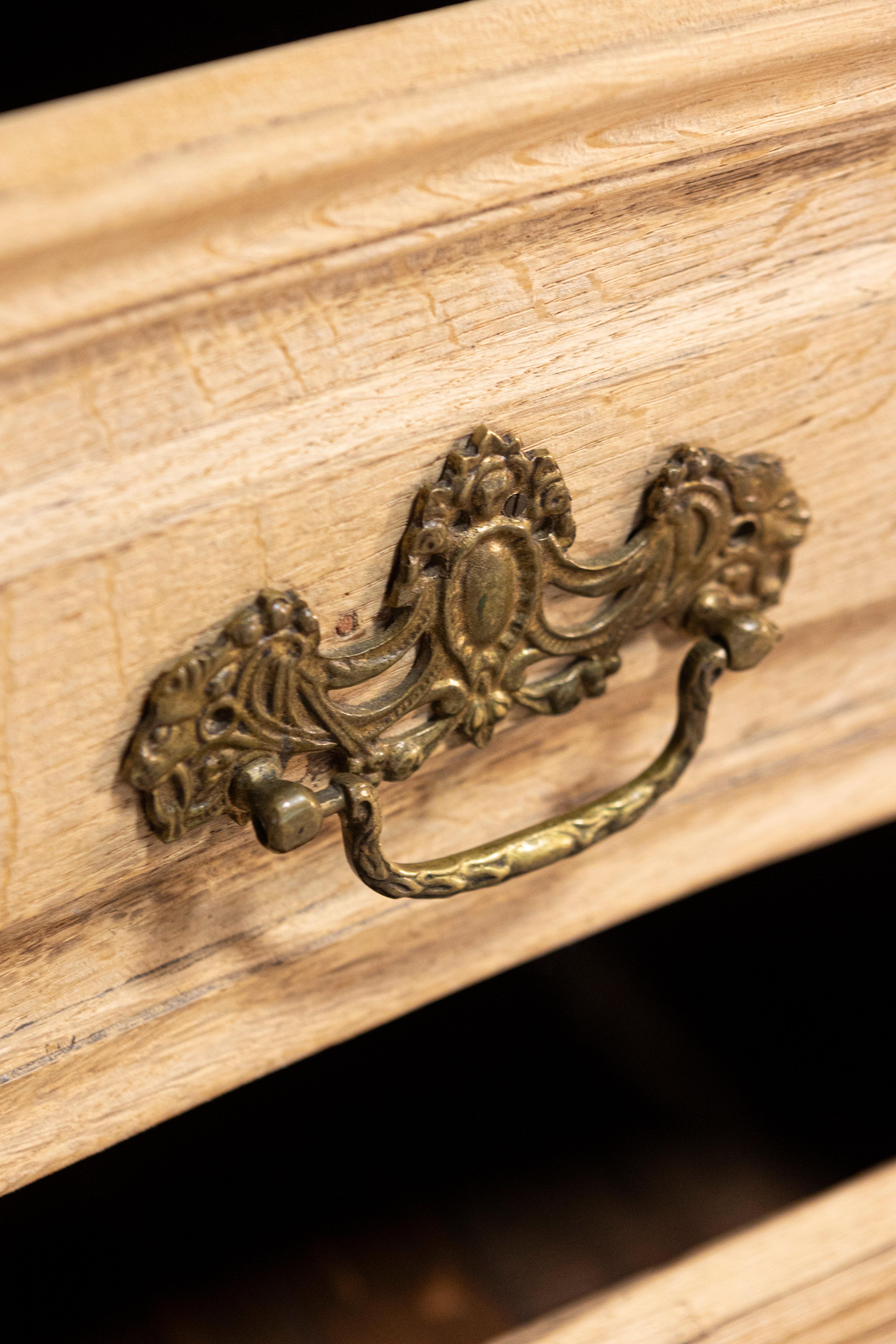 Commode francese del XVIII secolo in vendita 1