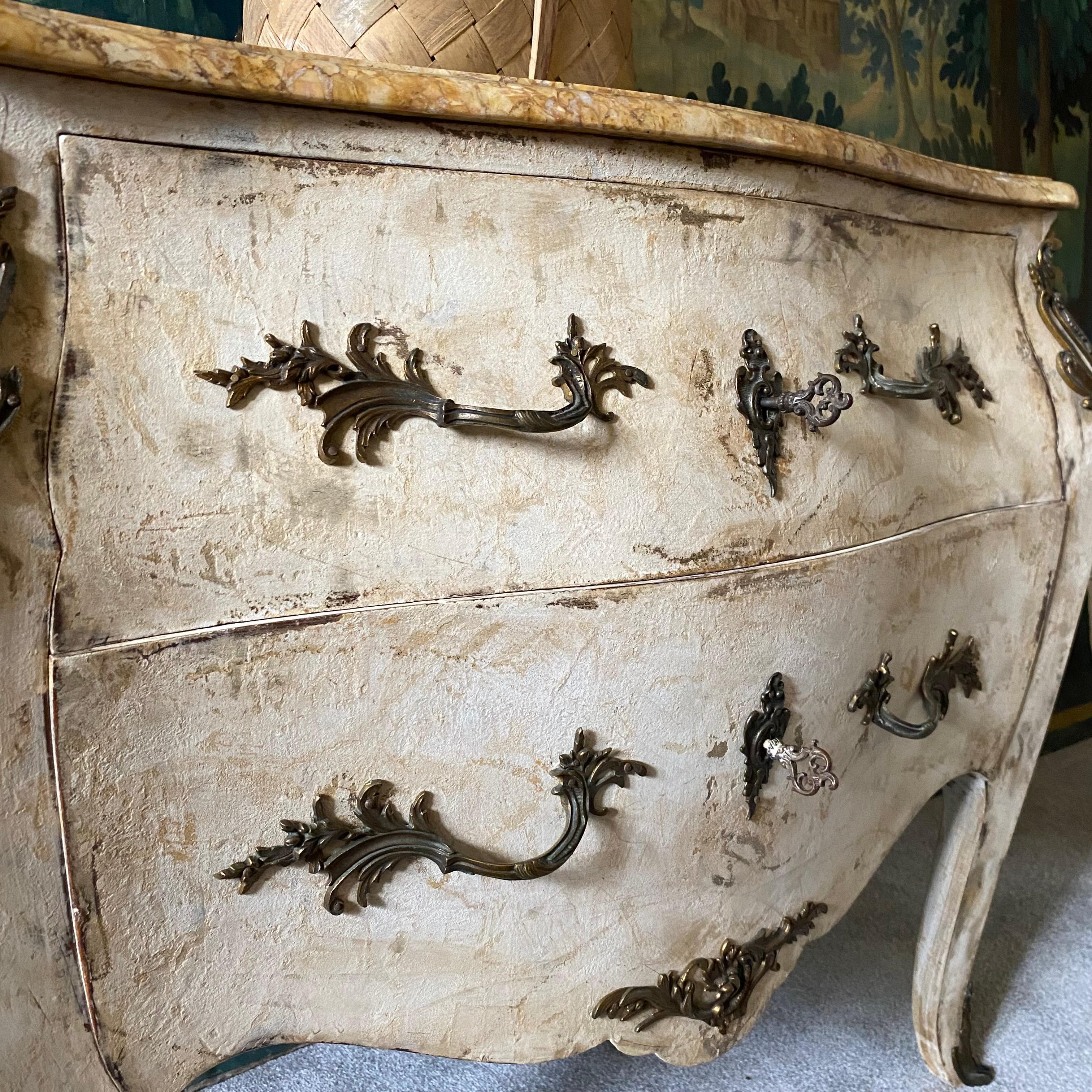 18th Century French Commode  For Sale 2
