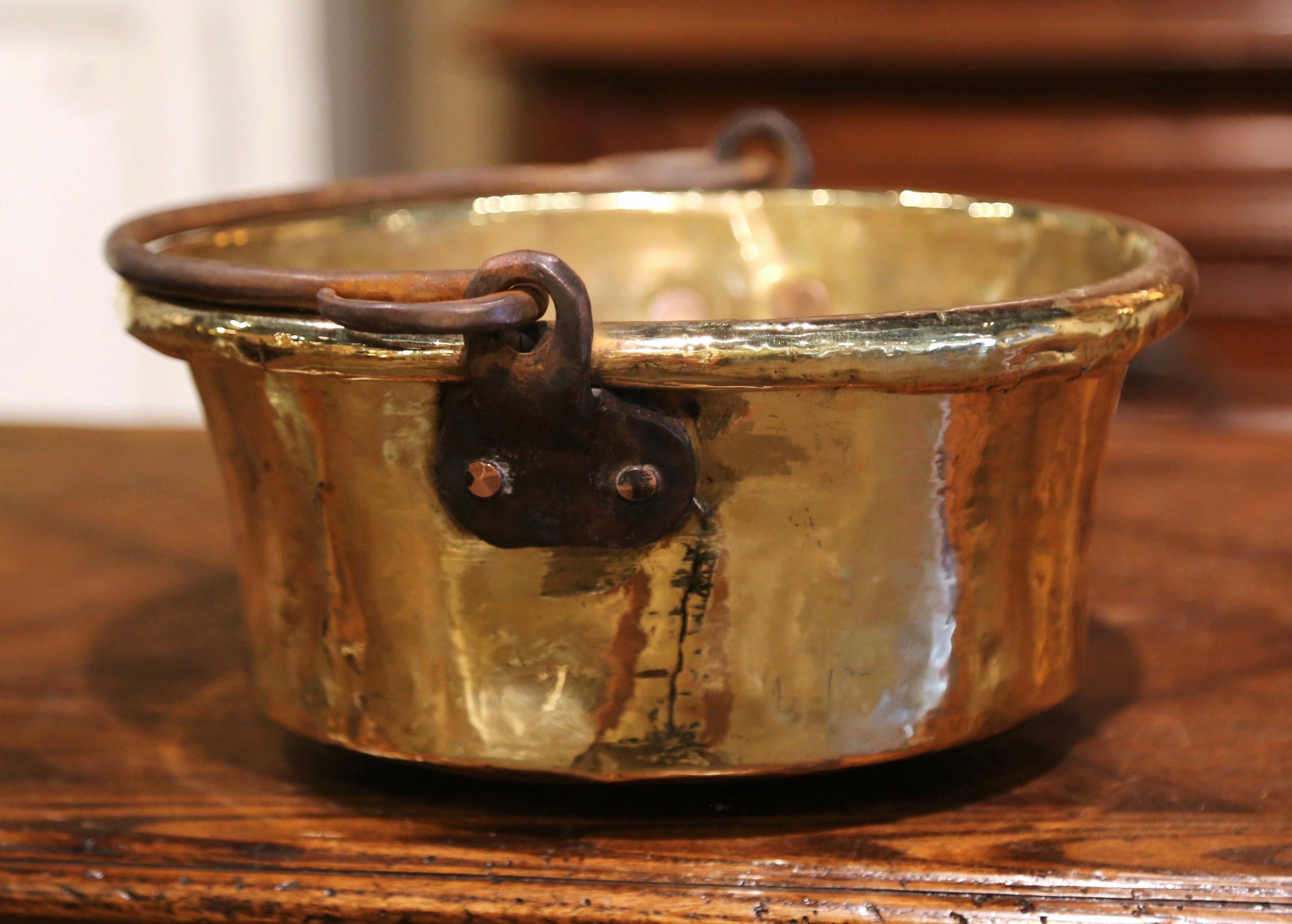 18th Century French Copper Jelly and Jam Boiling Bowl with Forged Iron Handle In Excellent Condition In Dallas, TX