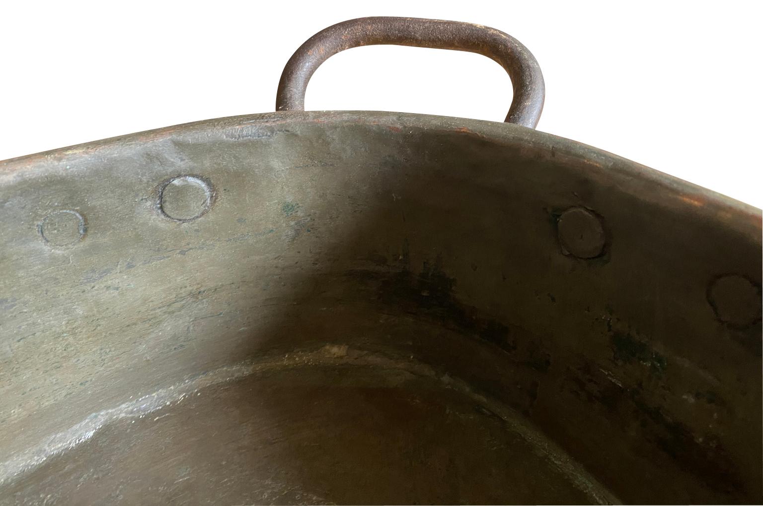 18th Century French Copper Pan For Sale 3