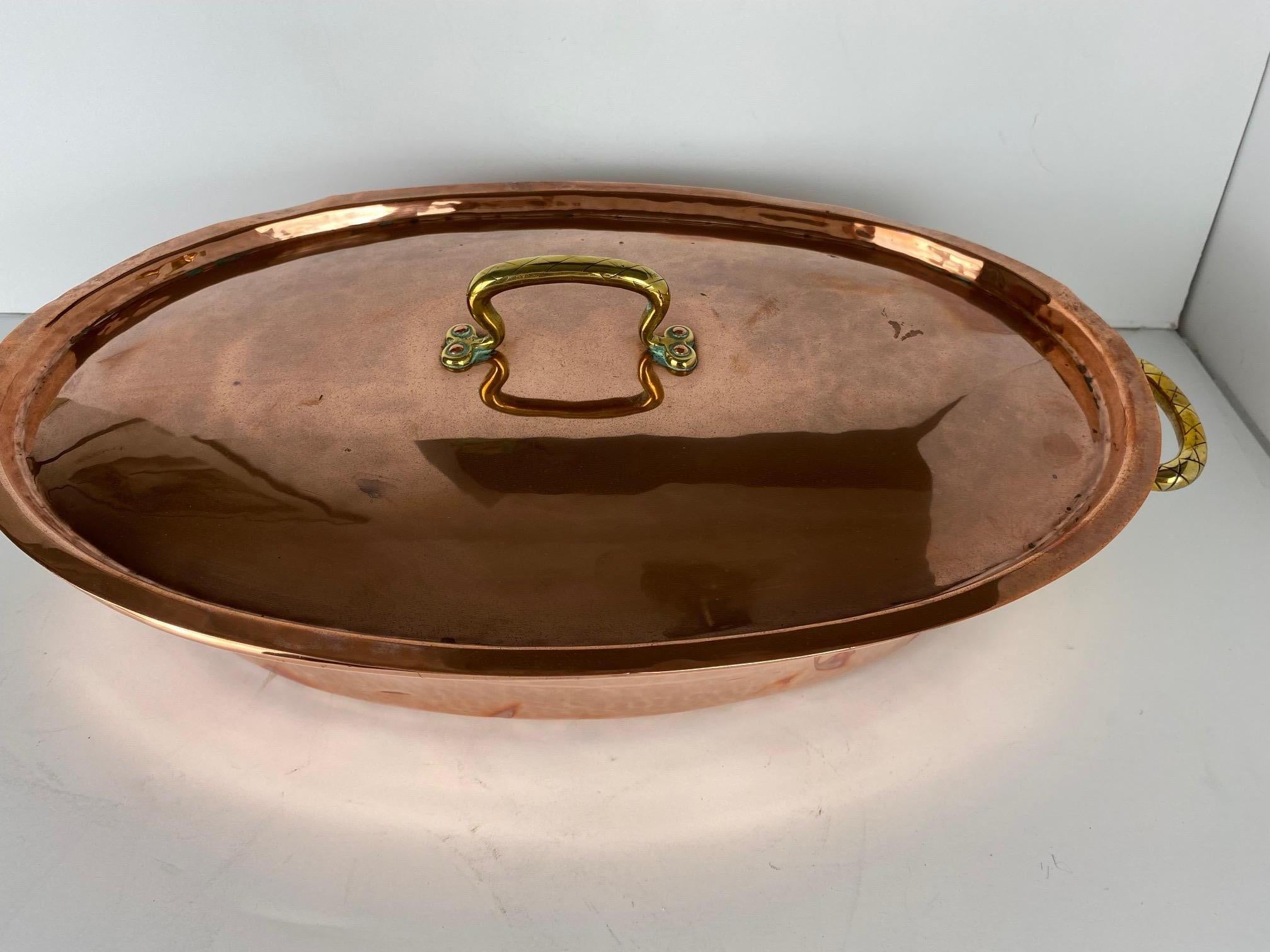 French Copper Pot with Lid, 18th Century For Sale 1