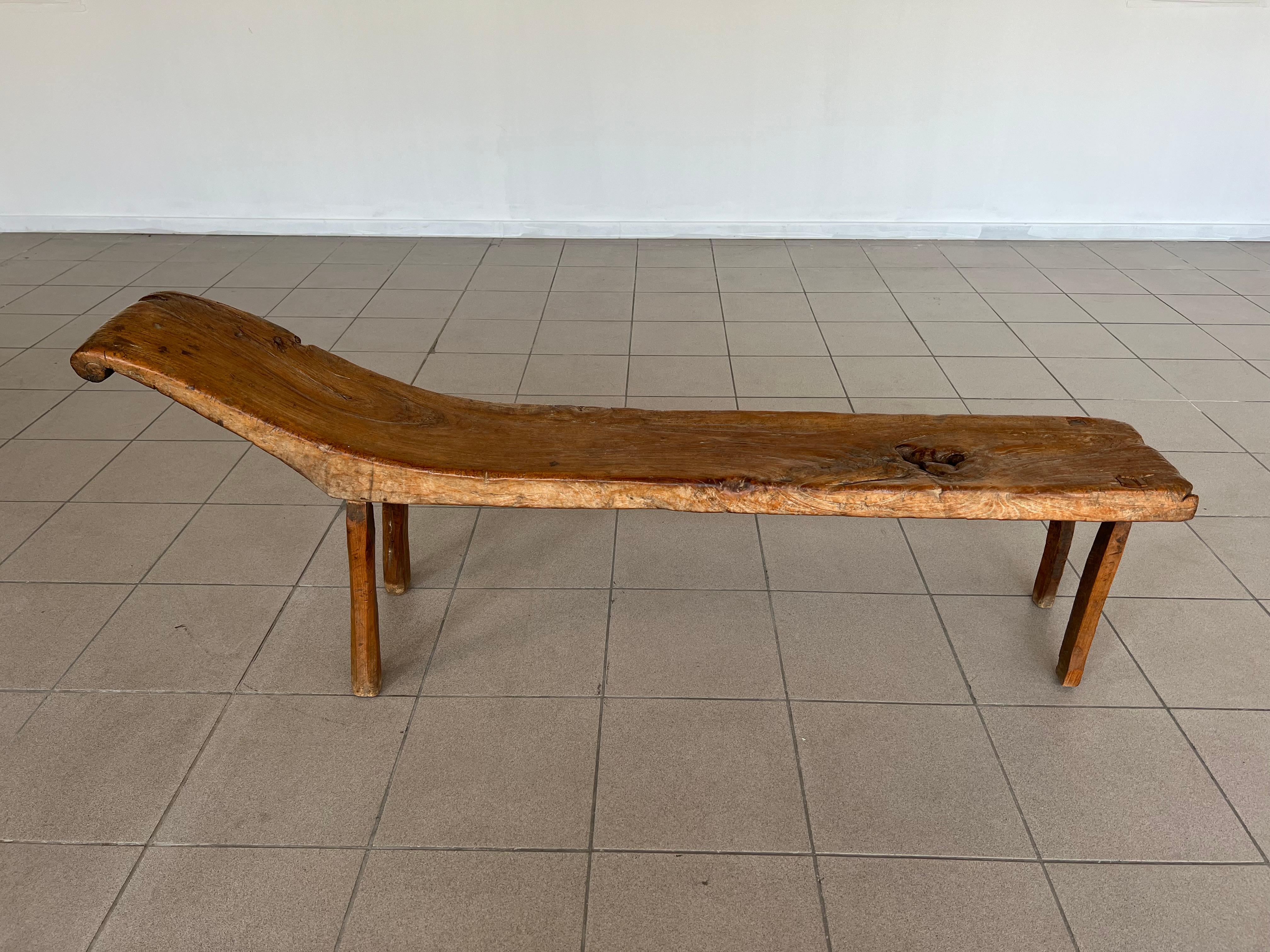 18th Century French Country Carved Oak Rustic Bench In Good Condition In Bridgeport, CT
