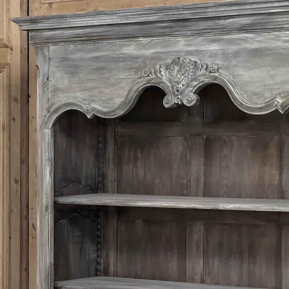 18th Century French Country Louis XIV Open Whitewashed Bookcase ~ Bibliotheque in vendita 4