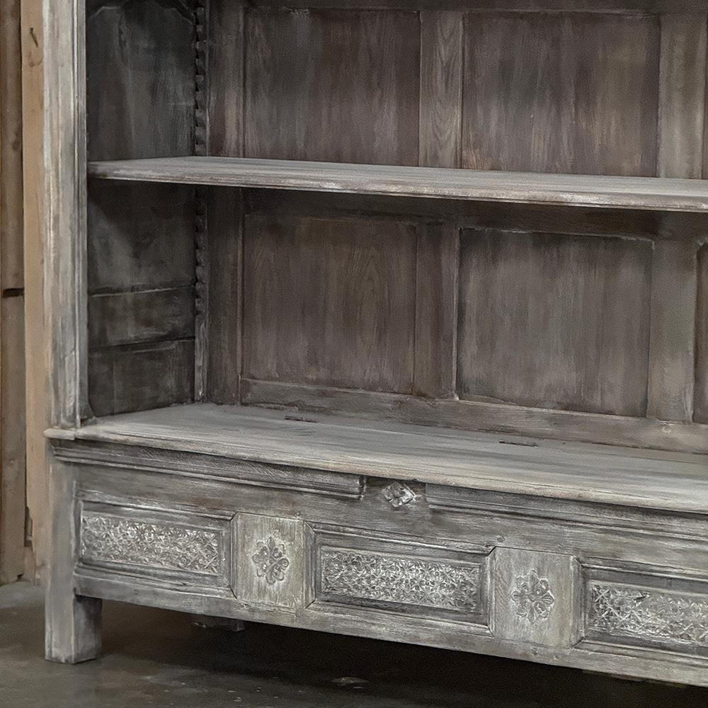 18th Century French Country Louis XIV Open Whitewashed Bookcase ~ Bibliotheque in vendita 5