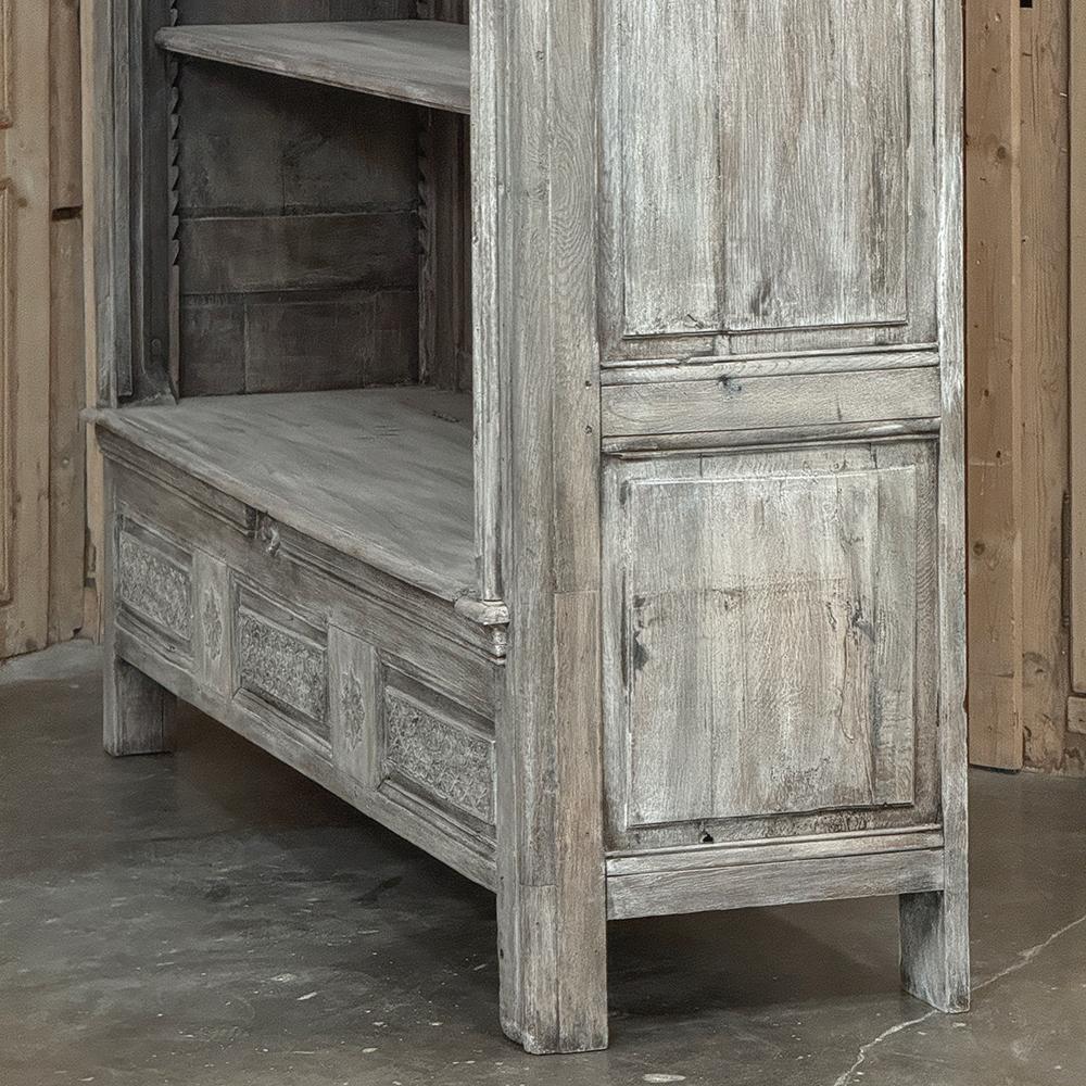 18th Century French Country Louis XIV Open Whitewashed Bookcase ~ Bibliotheque in vendita 9