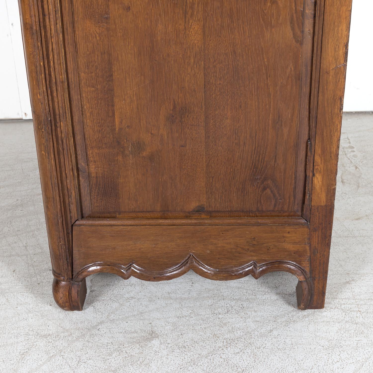 18th Century French Country Louis XV Period Carved Normandy Oak Bonnetiere 12
