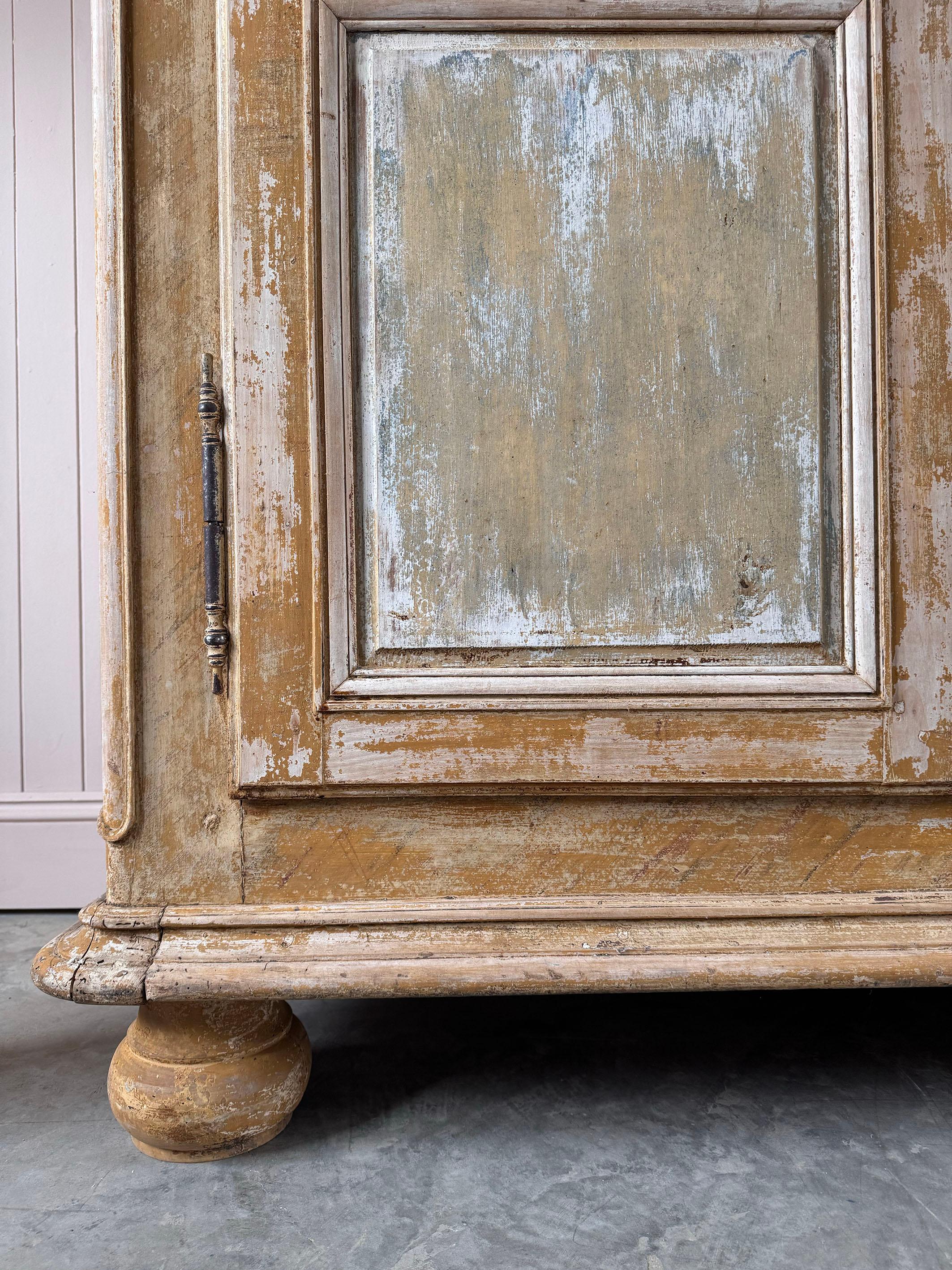 Credenza francese del XVIII secolo In condizioni discrete a Cirencester, GB