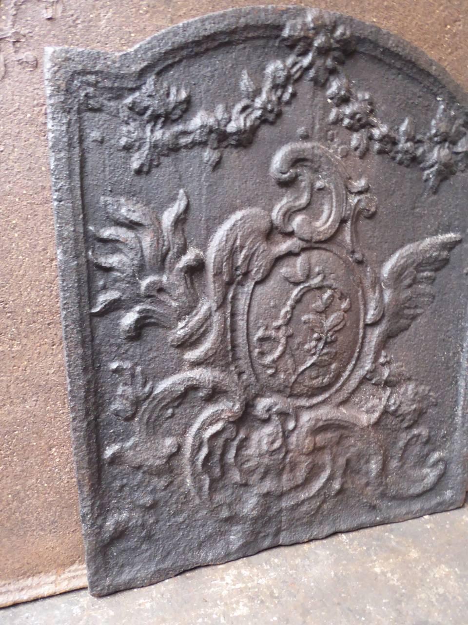18th Century French 'Decoration' Fireback In Good Condition In Amerongen, NL