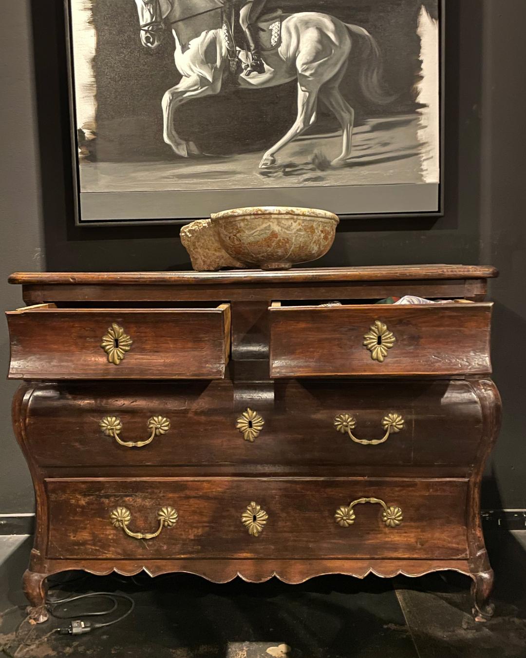 18th Century French Dresser In Good Condition For Sale In BARCELONA, ES