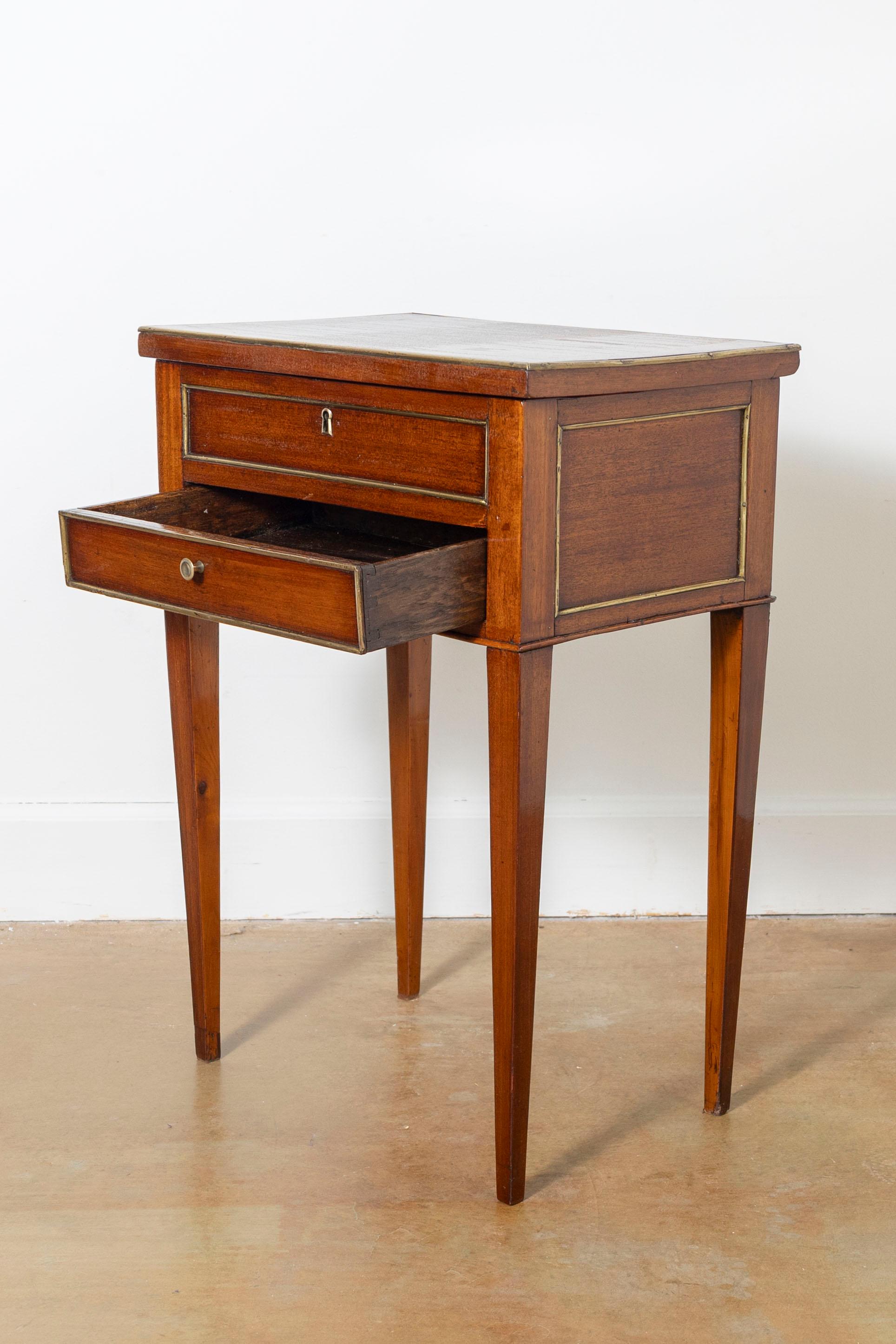 18th Century French Dressing Table In Good Condition For Sale In Atlanta, GA