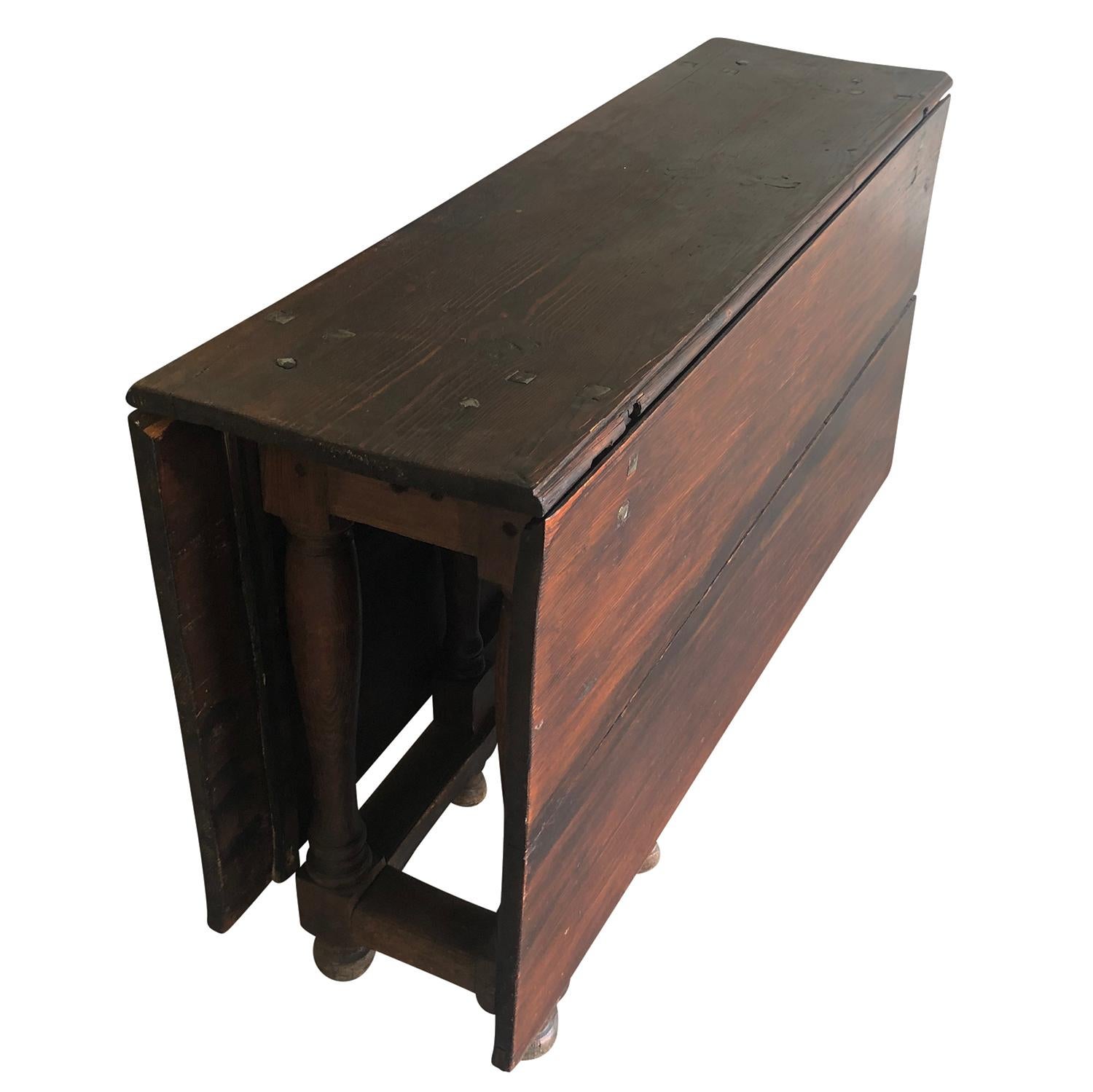 18th Century French Rustic Walnut Drop-Leaf Table - Antique Farmhouse Table For Sale 1