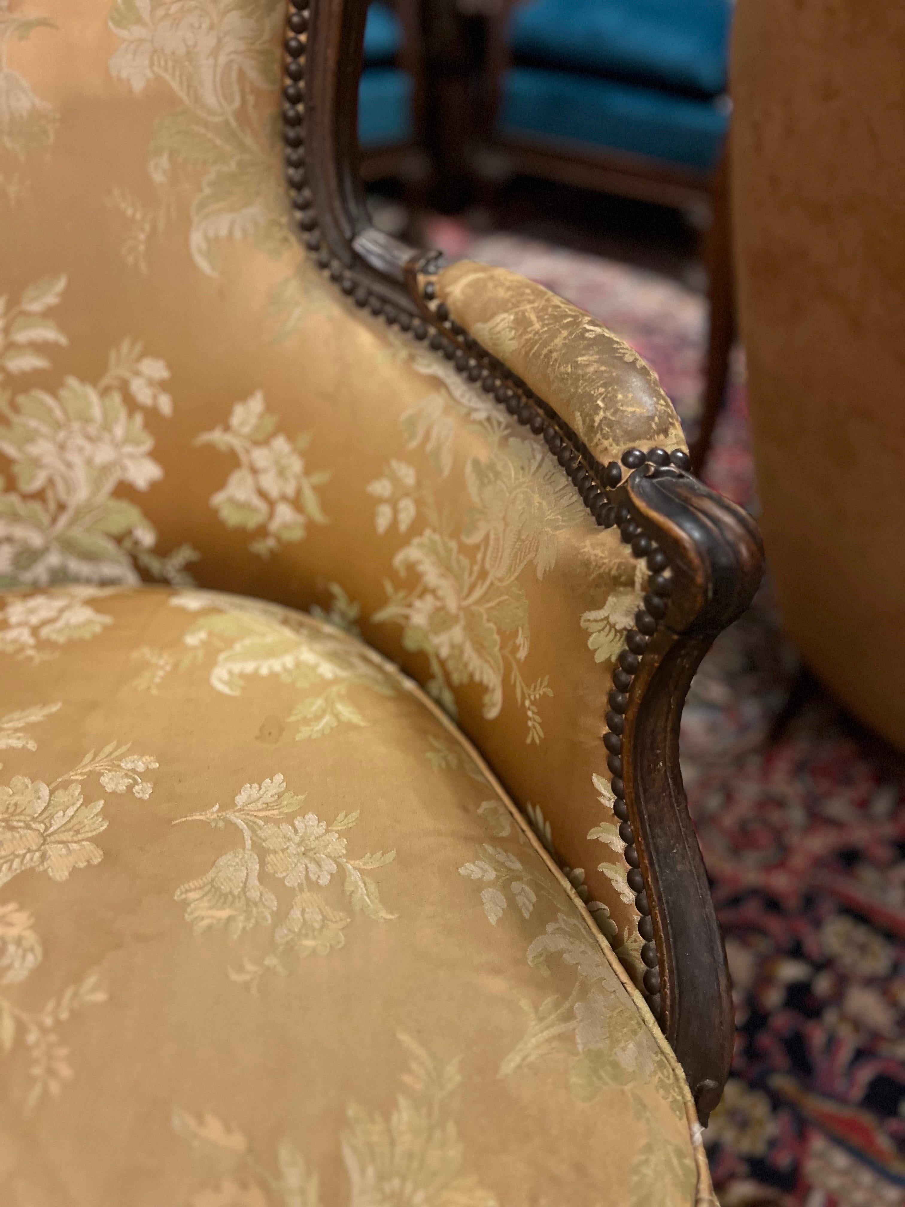 Silk 18th Century French Duchesse Part Bergere Louis XV Period in Hand Carved Wood For Sale