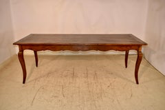 Französischer Ulmen-Bauernhoftisch aus dem 18.