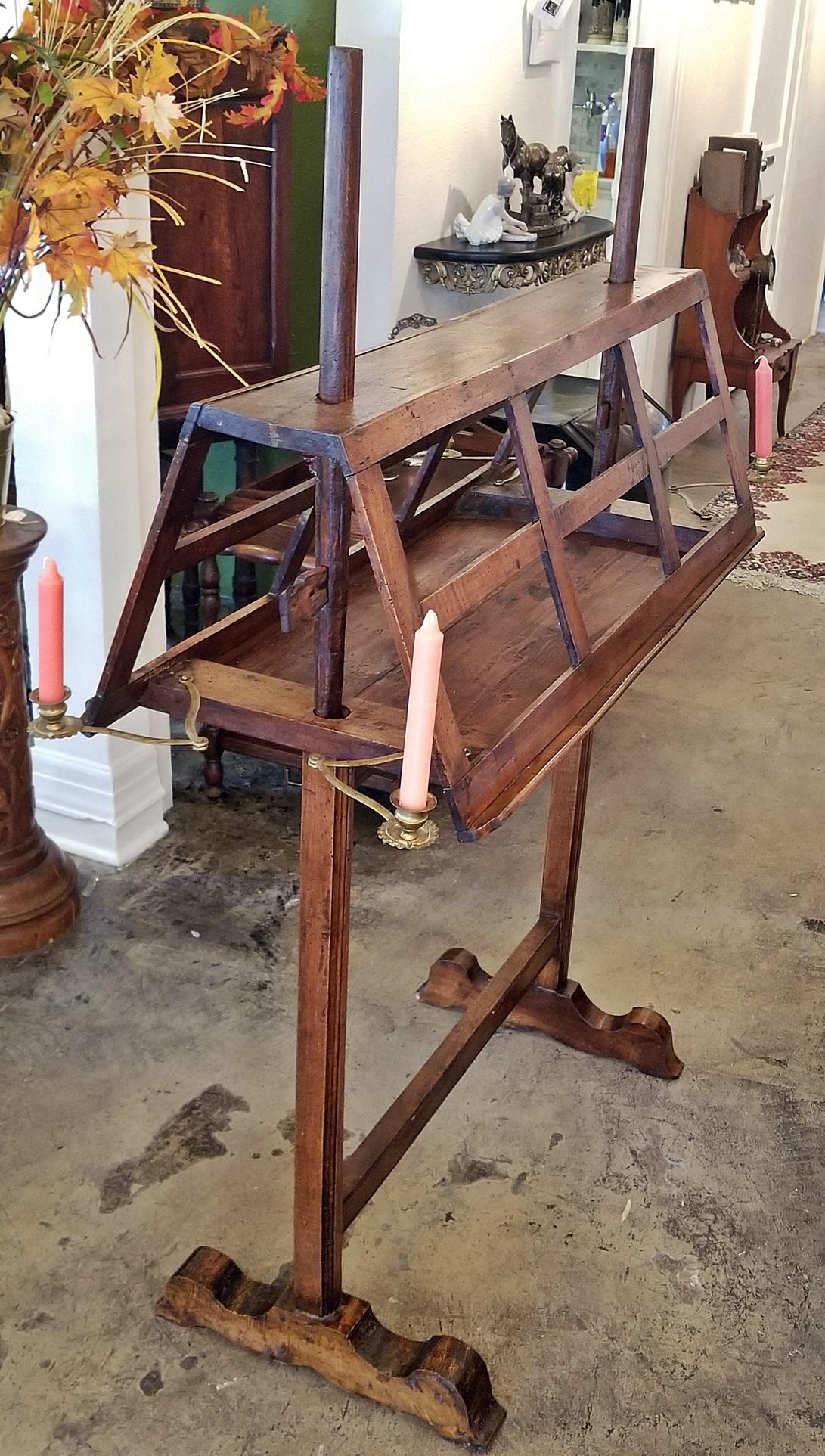 18C French Country Large Walnut Duet/Quartet Stand For Sale 7