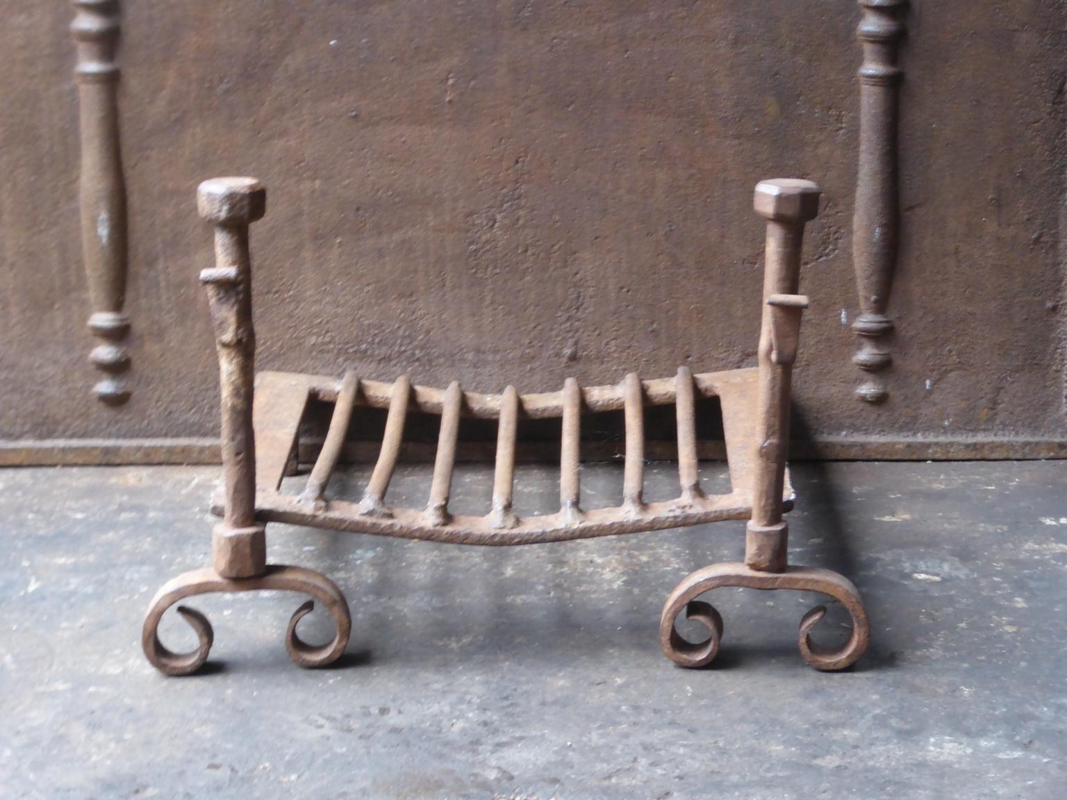 18th century French Louis XV fireplace basket, fire basket made of wrought iron. The basket is in a good condition and is fully functional.